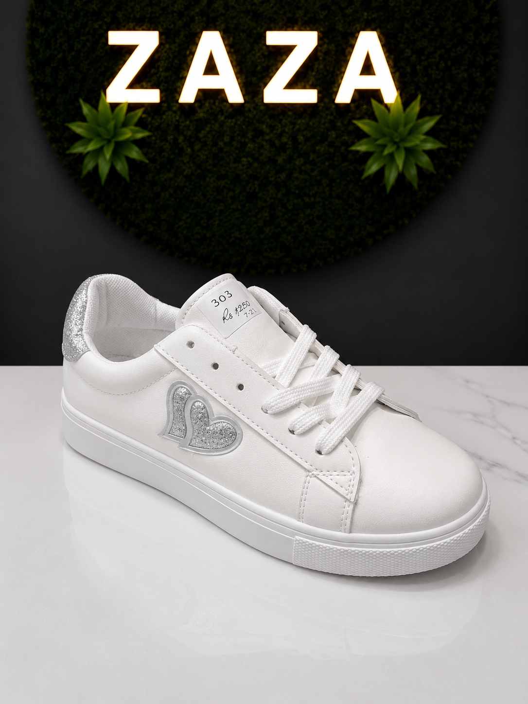 ZAZA Heart Charm Casual Sneaker