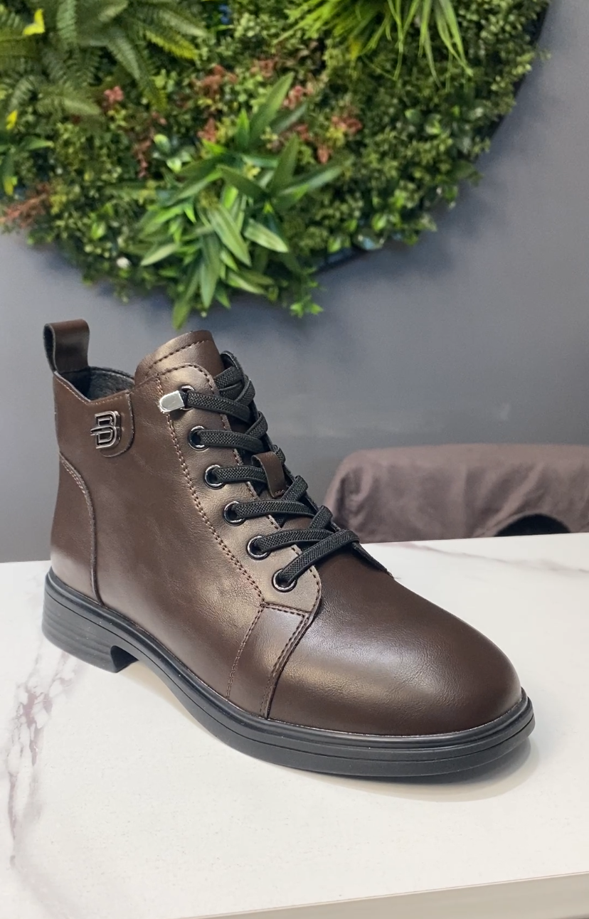 ZAZA Brooklyn Lace-Up Ankle Boot