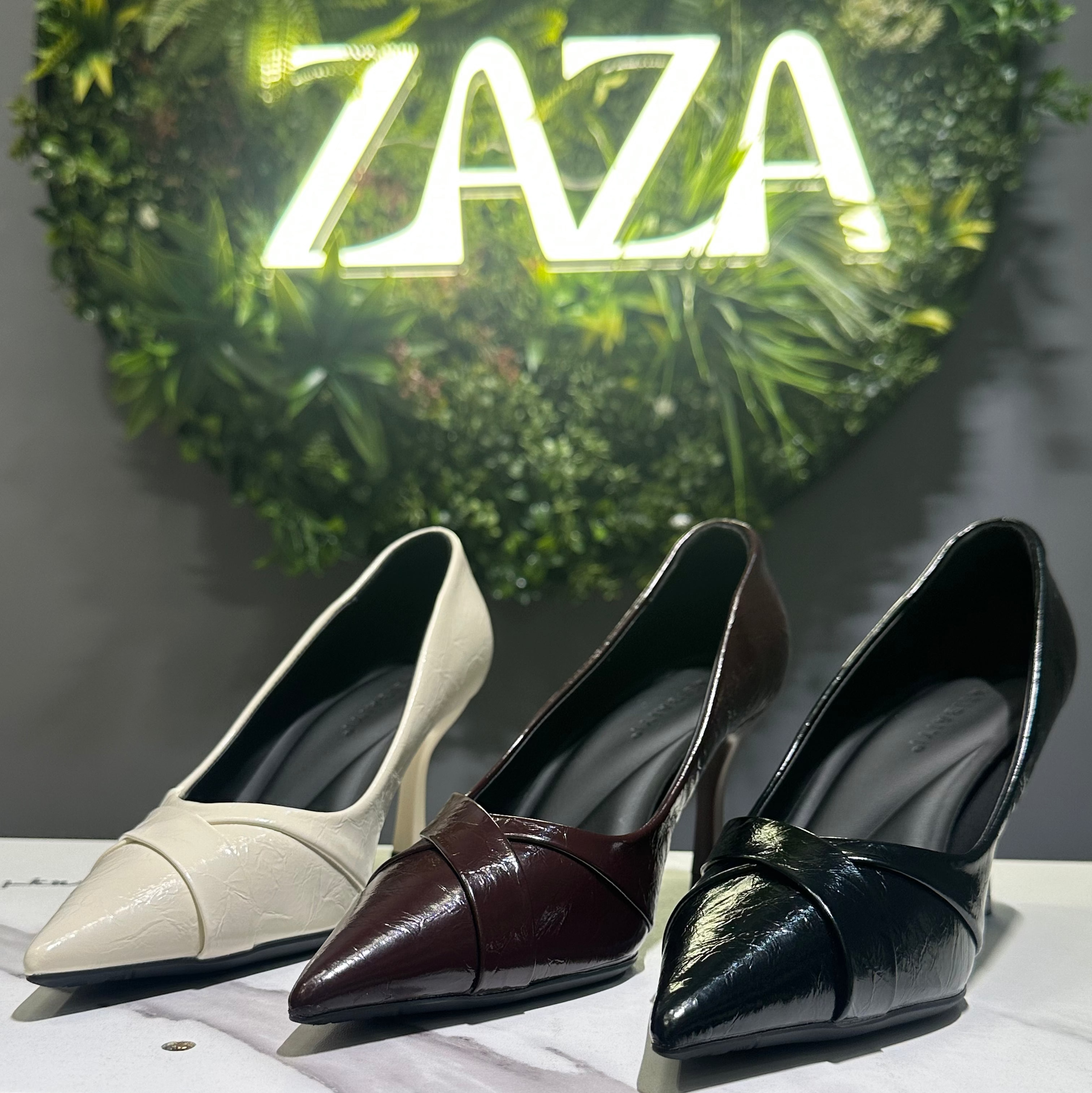 ZAZA Jade Pointed Heel – Off-White, Burgundy & Black
