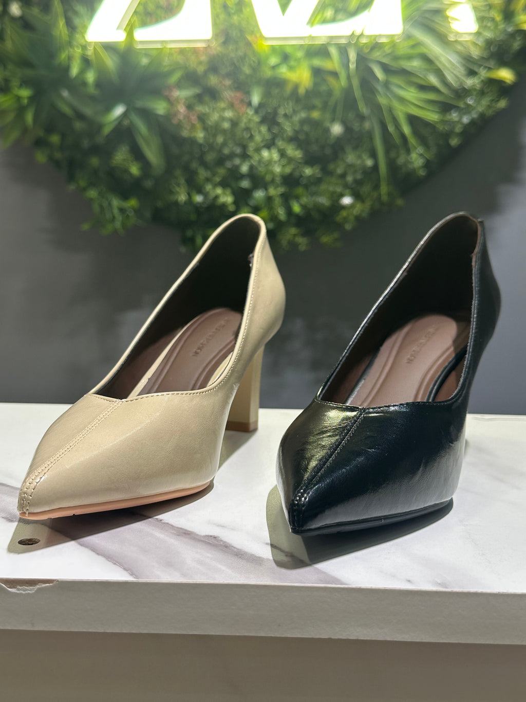 ZAZA Luna Classic Pointed Heel – Beige & Black