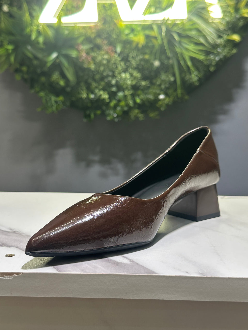 ZAZA Solana Elegant Pointed Block Heel – Dark Brown, Off-White & Black