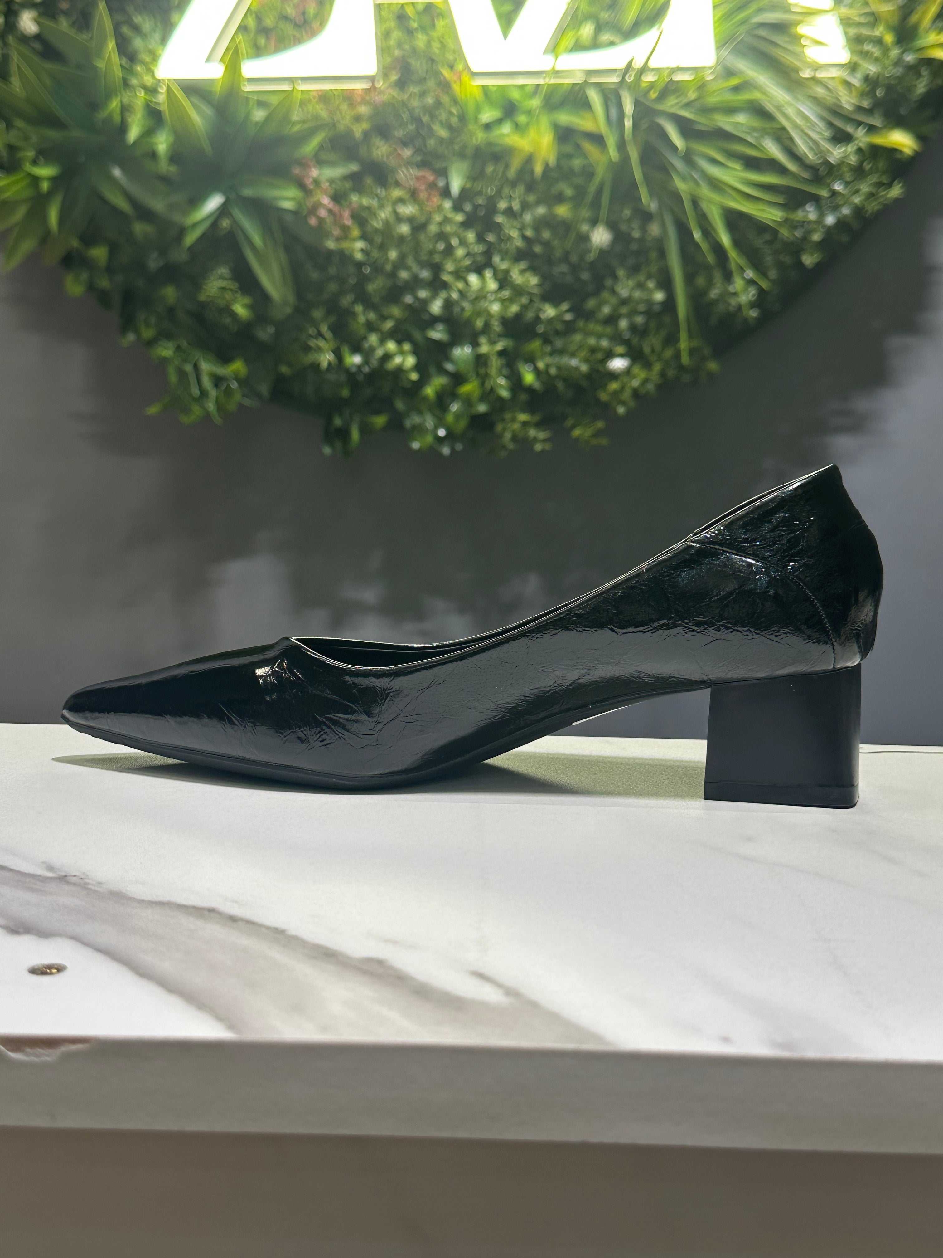 ZAZA Solana Elegant Pointed Block Heel – Dark Brown, Off-White & Black