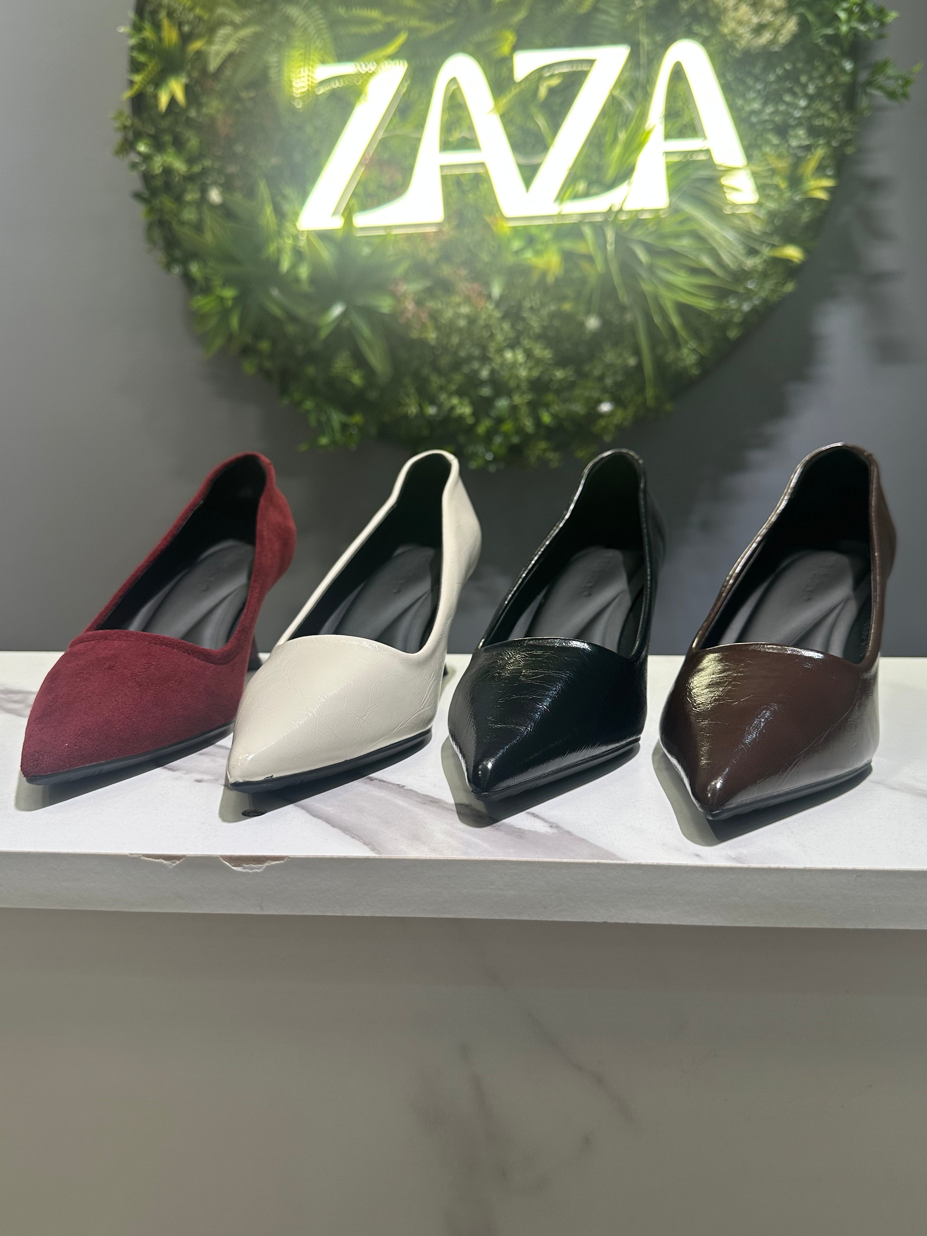 ZAZA Bella – Elegant Pointed Mid-Heel Pumps