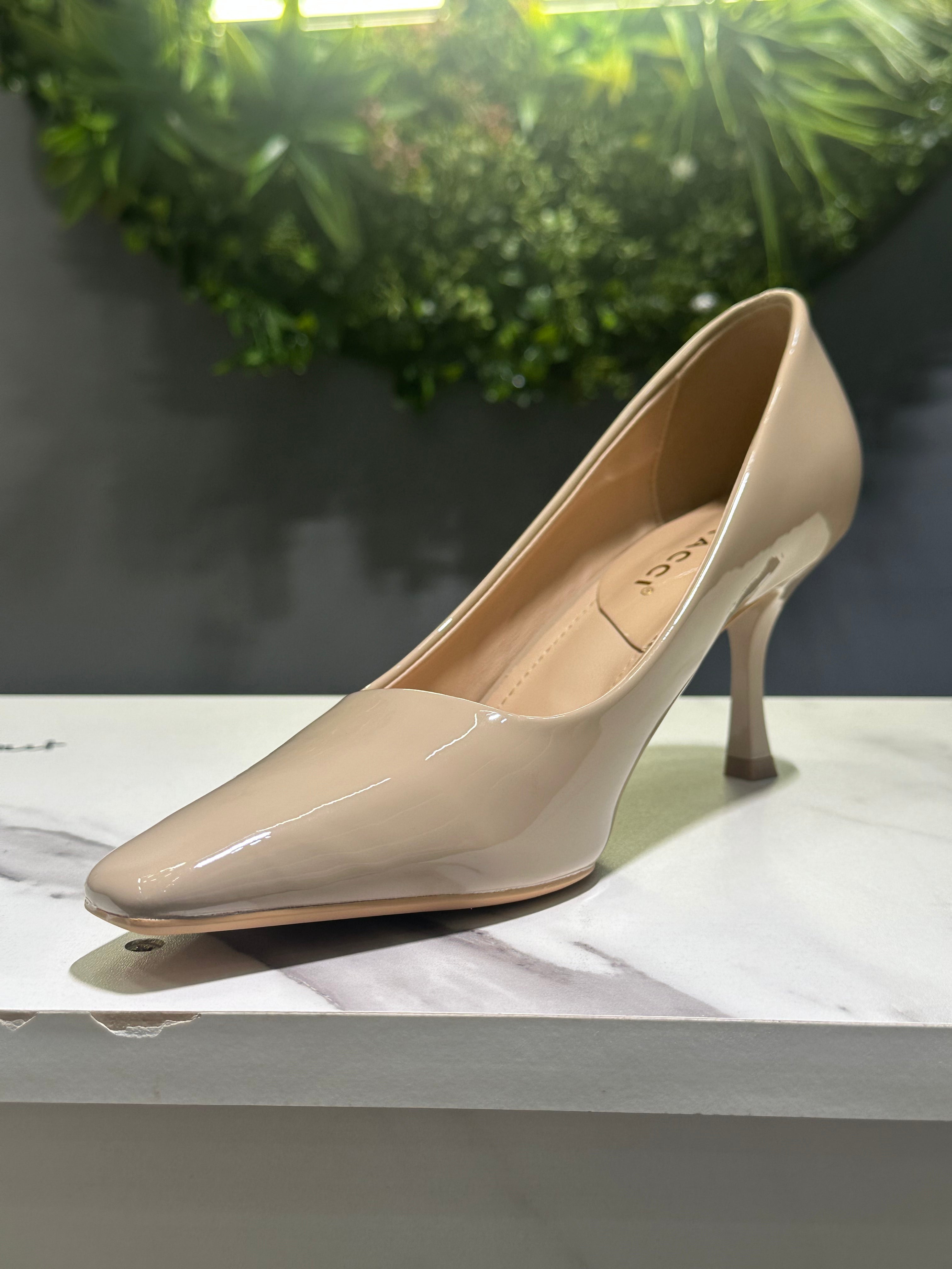 ZAZA Verona – Glossy Pointed Mid-Heel Pumps