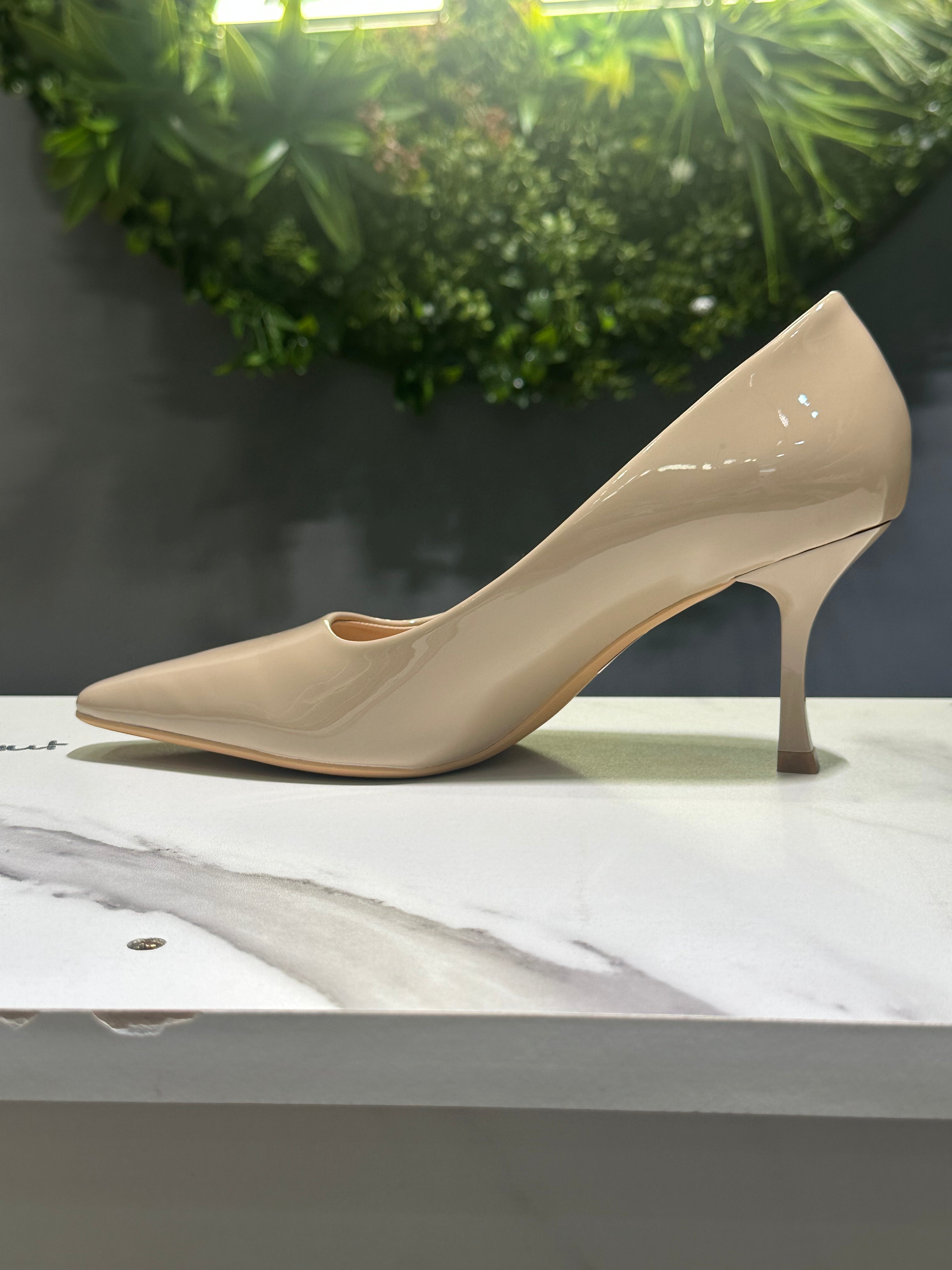 ZAZA Verona – Glossy Pointed Mid-Heel Pumps