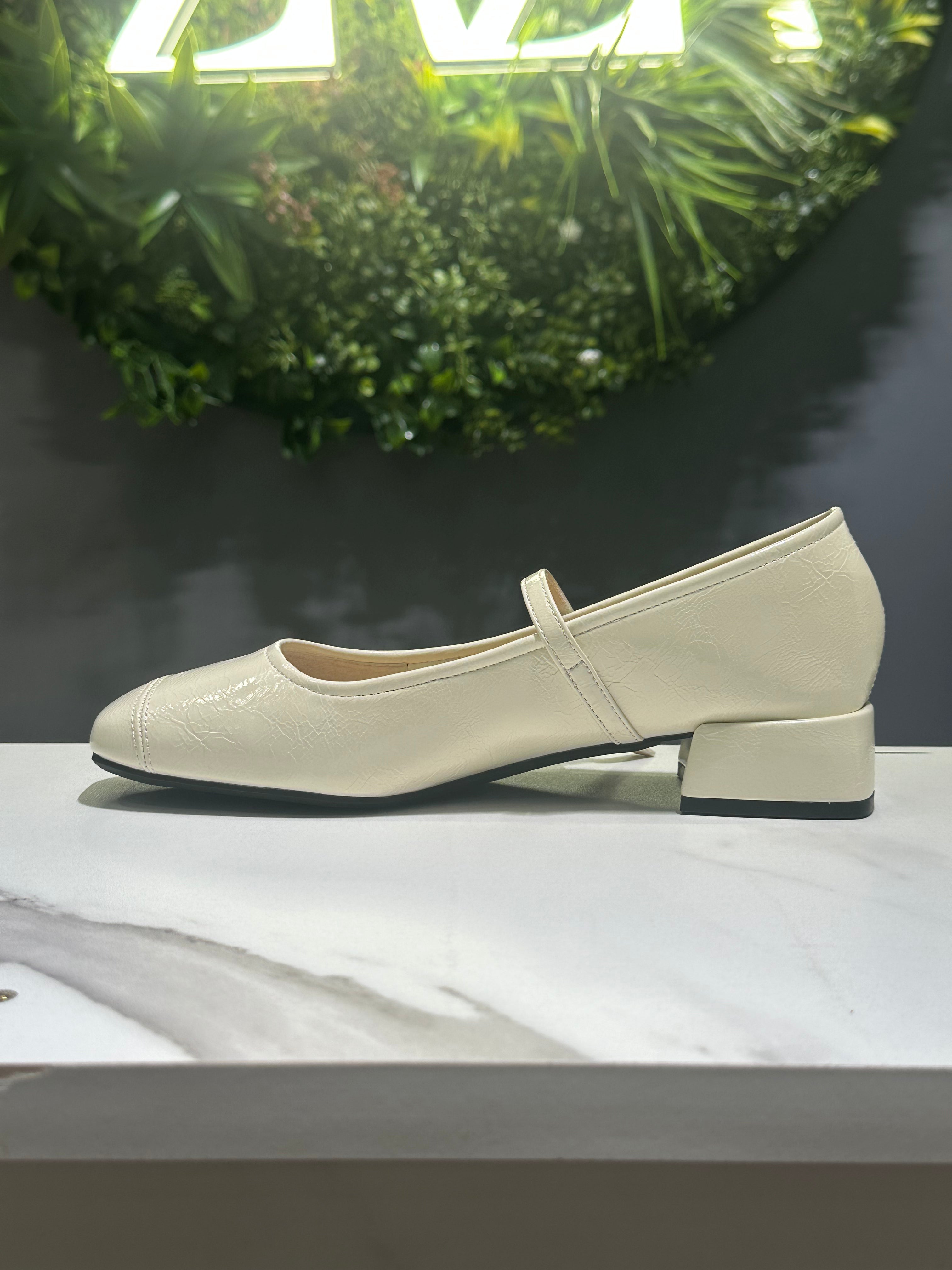 ZAZA Clara – Classic Comfort Strap Heels