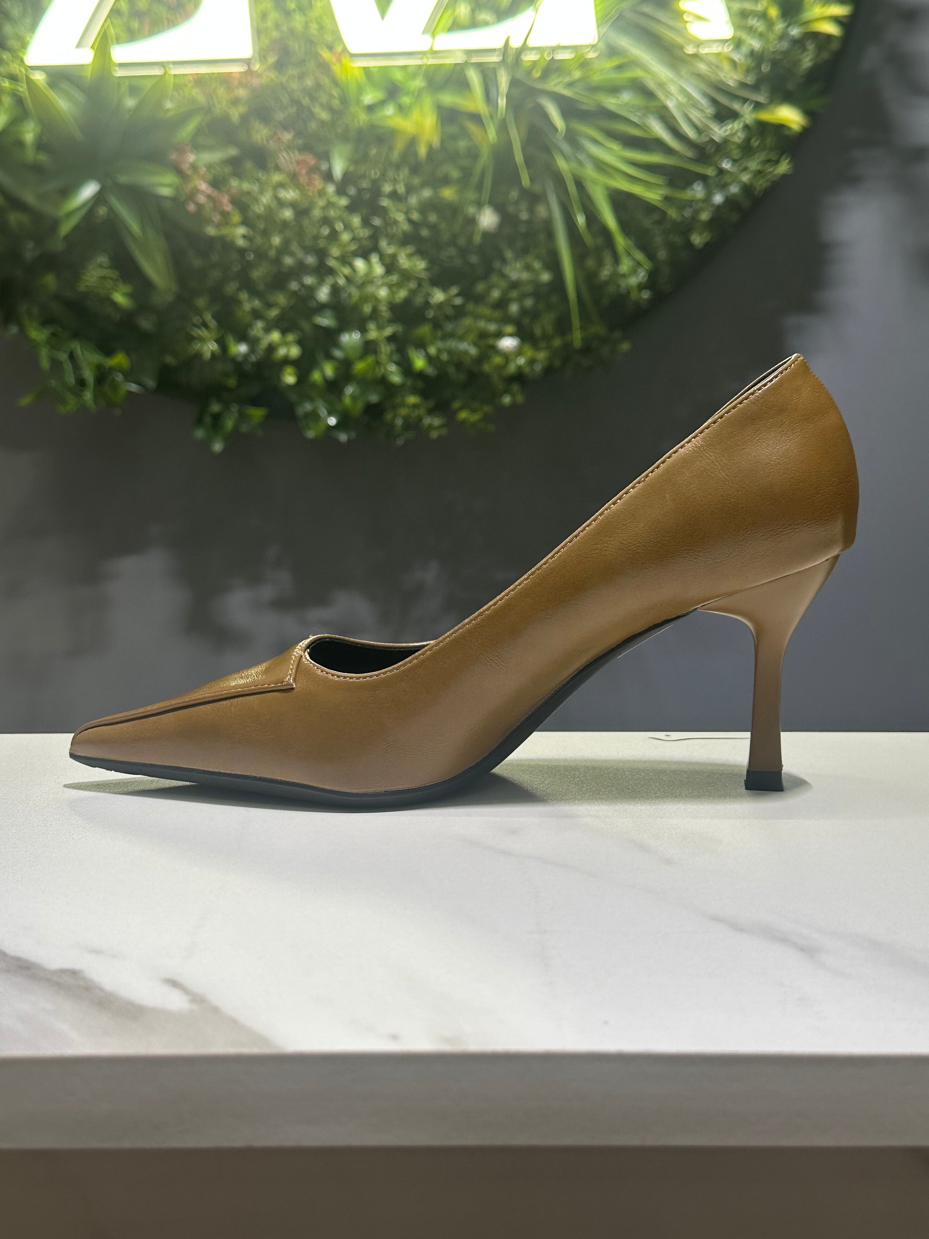 ZAZA Helena – Tailored Slim Heel Pumps