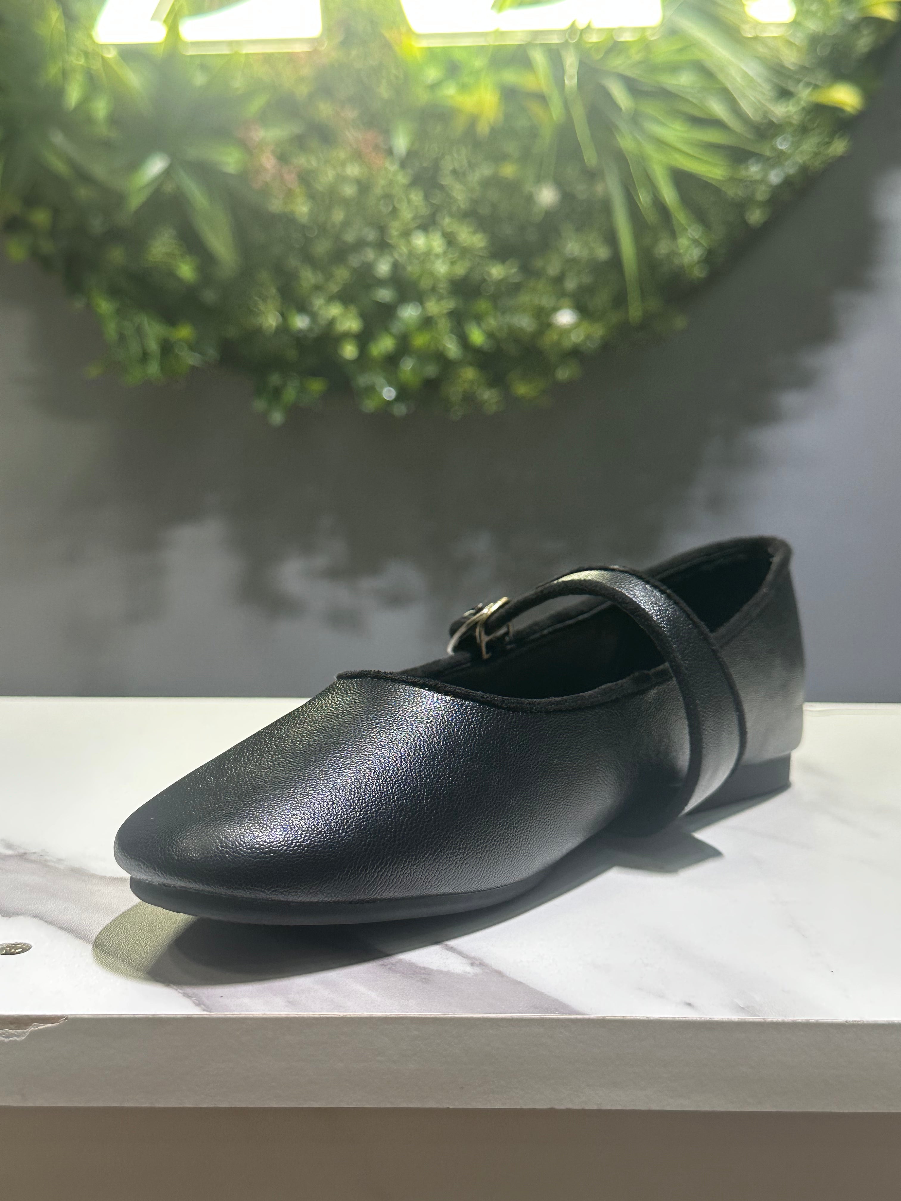 ZAZA Colette – Classic Strap Ballet Flats