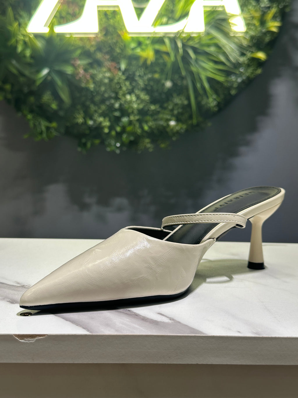 ZAZA Selene – Minimalist Slingback Heels