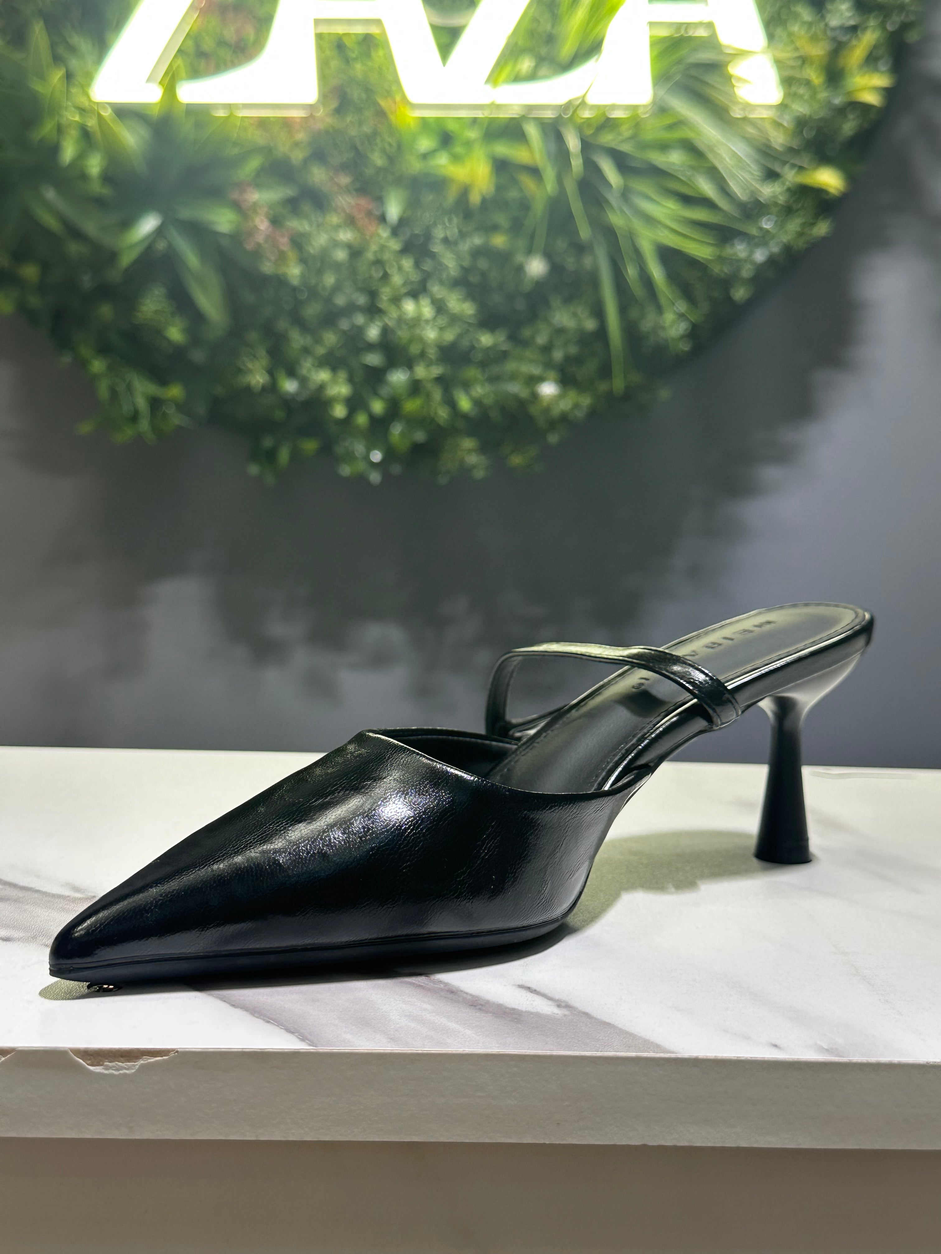 ZAZA Selene – Minimalist Slingback Heels