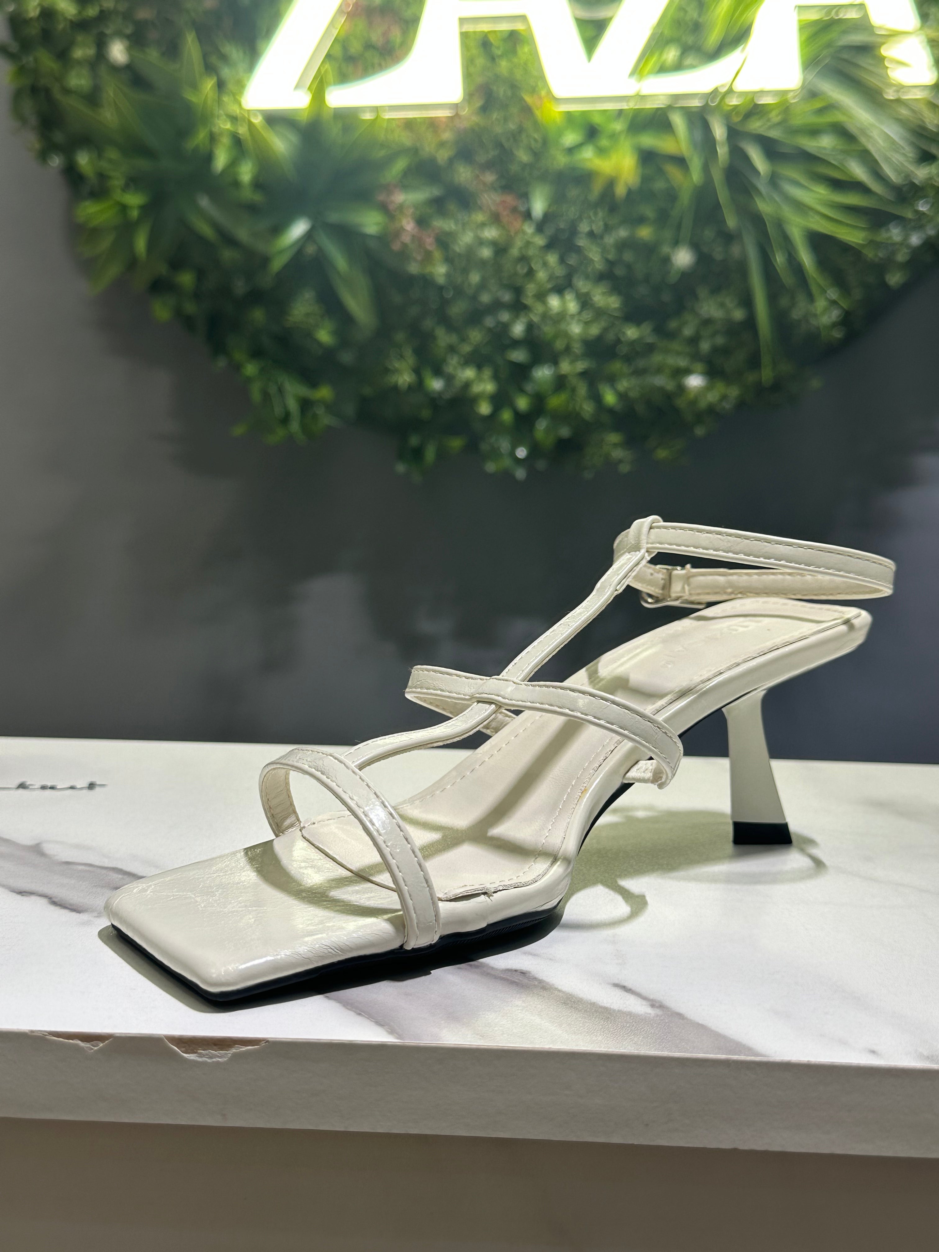 ZAZA Liora – Elegant Strappy Heel Sandals