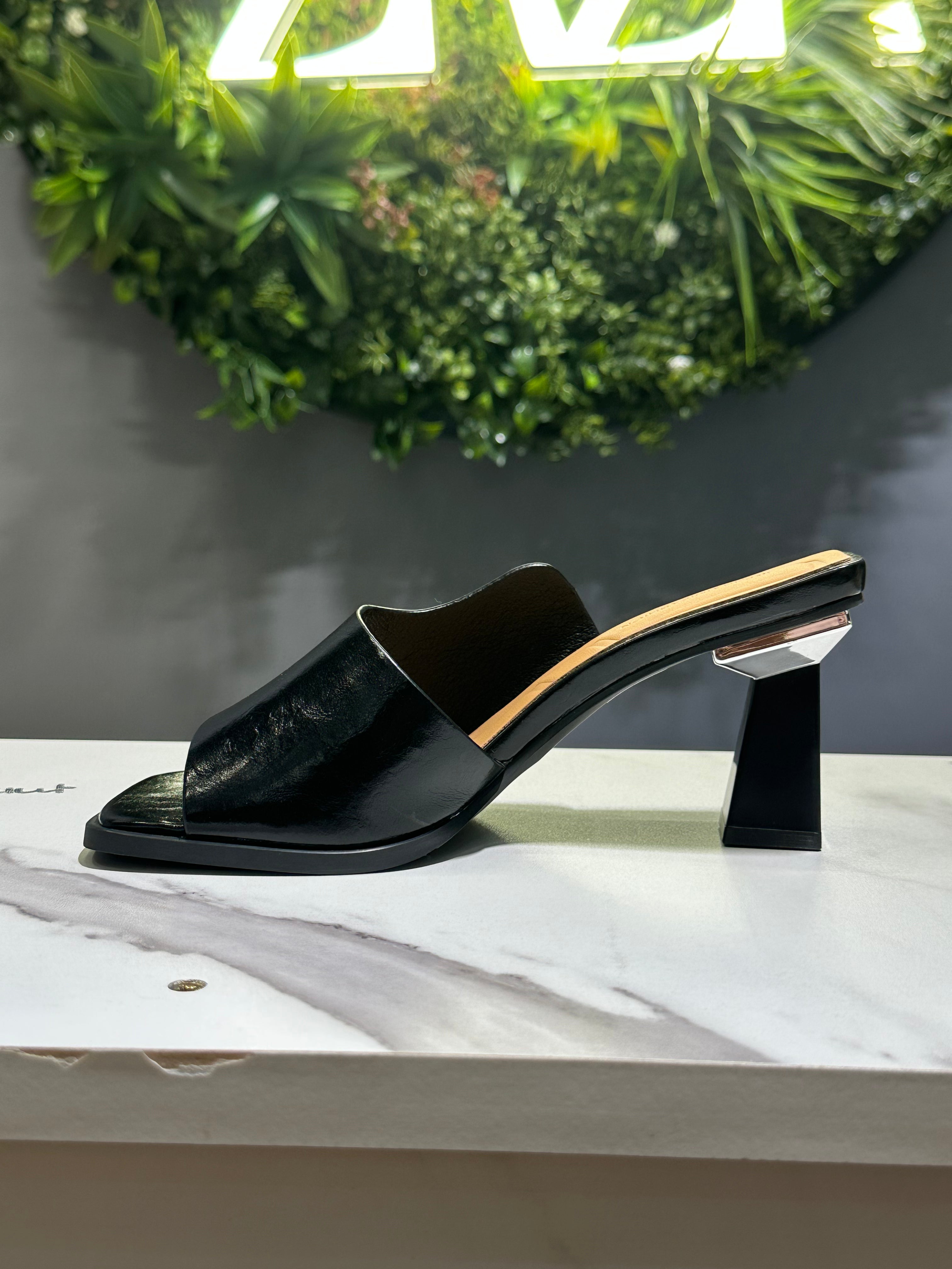 ZAZA Kaia – Modern Block Heel Mules