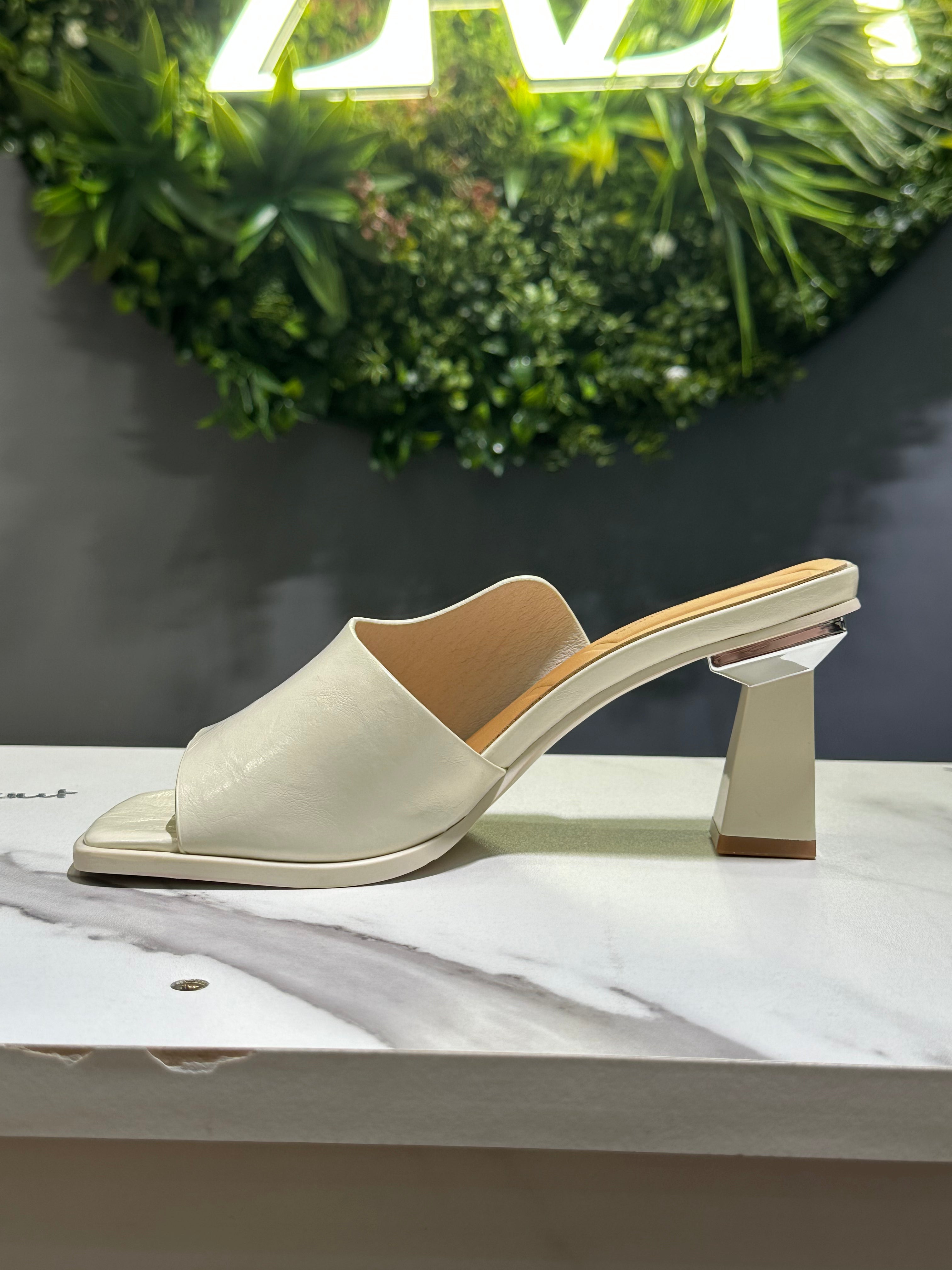 ZAZA Kaia – Modern Block Heel Mules