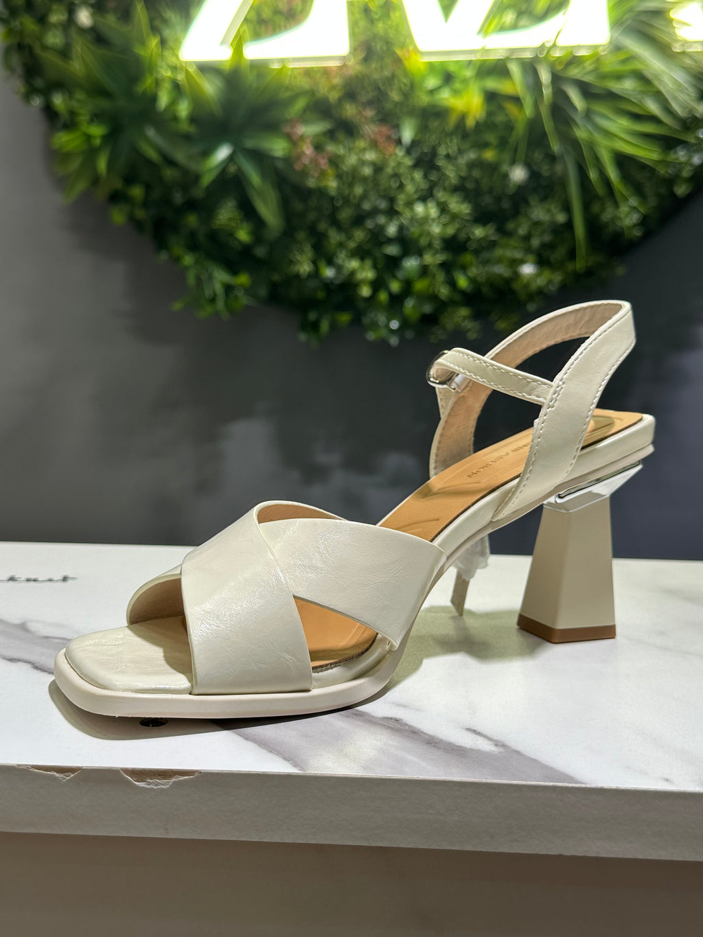 ZAZA Alina – Cross Strap Block Heel Sandals