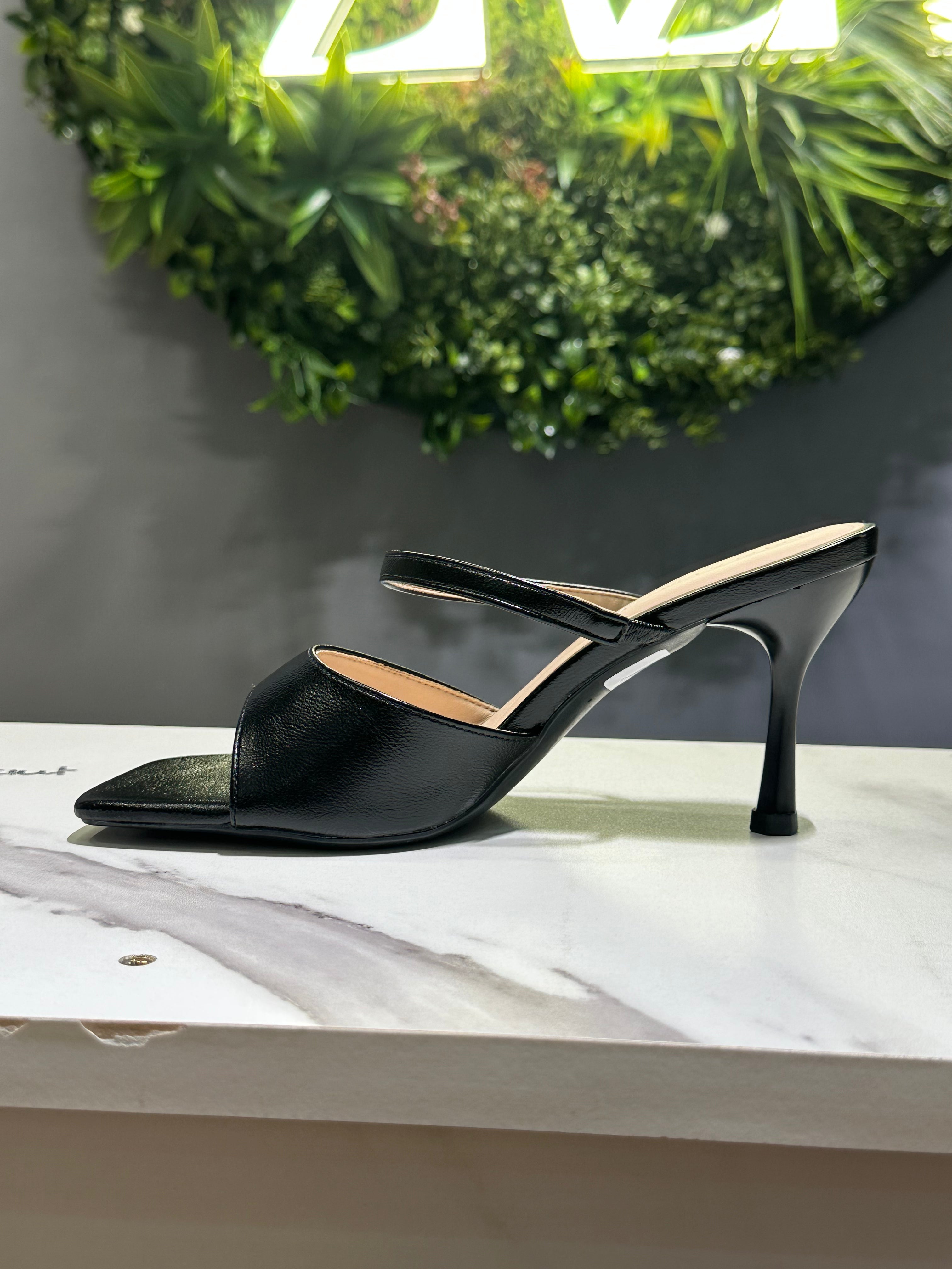 ZAZA Elodie – Minimal Strap Slim Heels