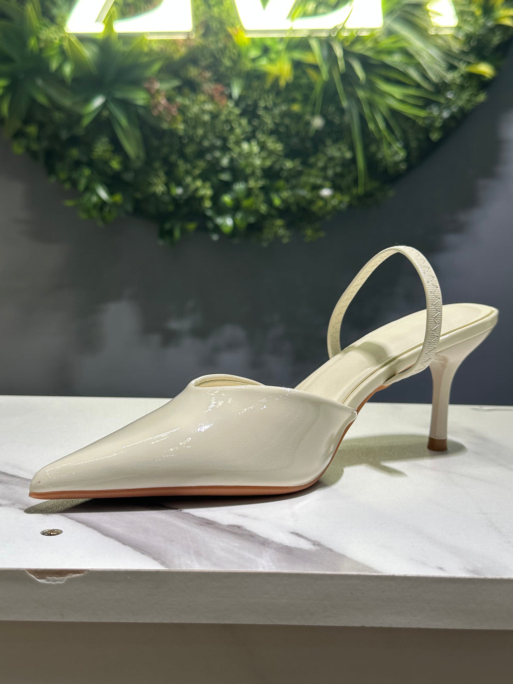 ZAZA Lucienne – Glossy Slingback Slim Heels