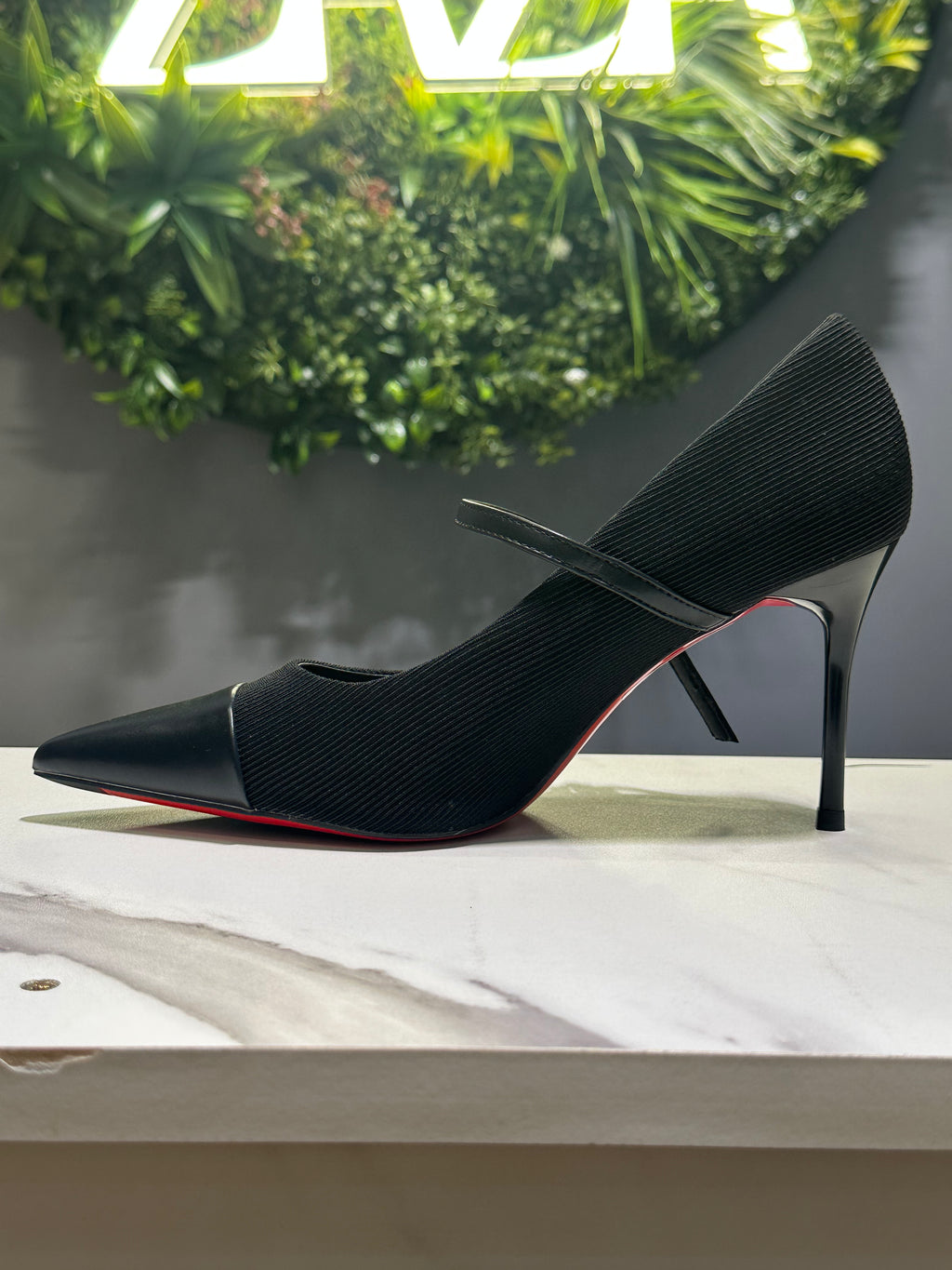 ZAZA Estelle – Textured Strap Slim Heels