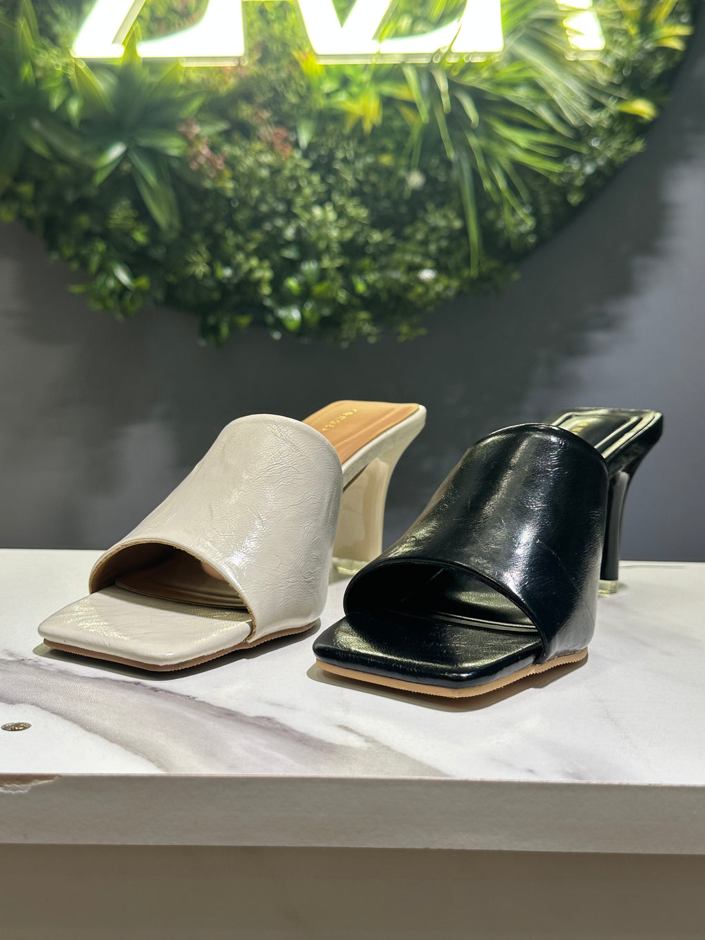 ZAZA Noa – Minimal Block Heel Mules