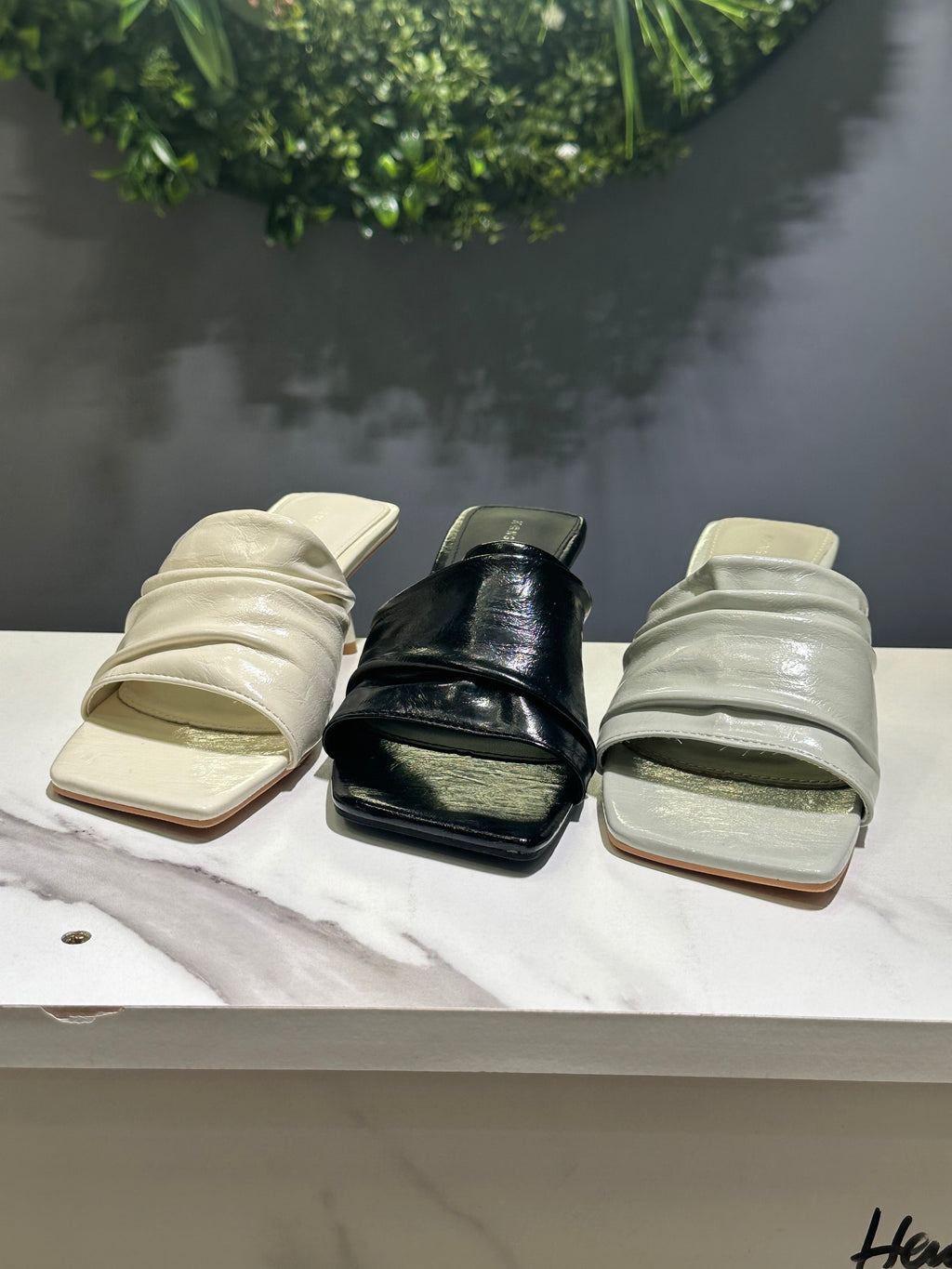 ZAZA Rhea – Ruched Block Heel Mules