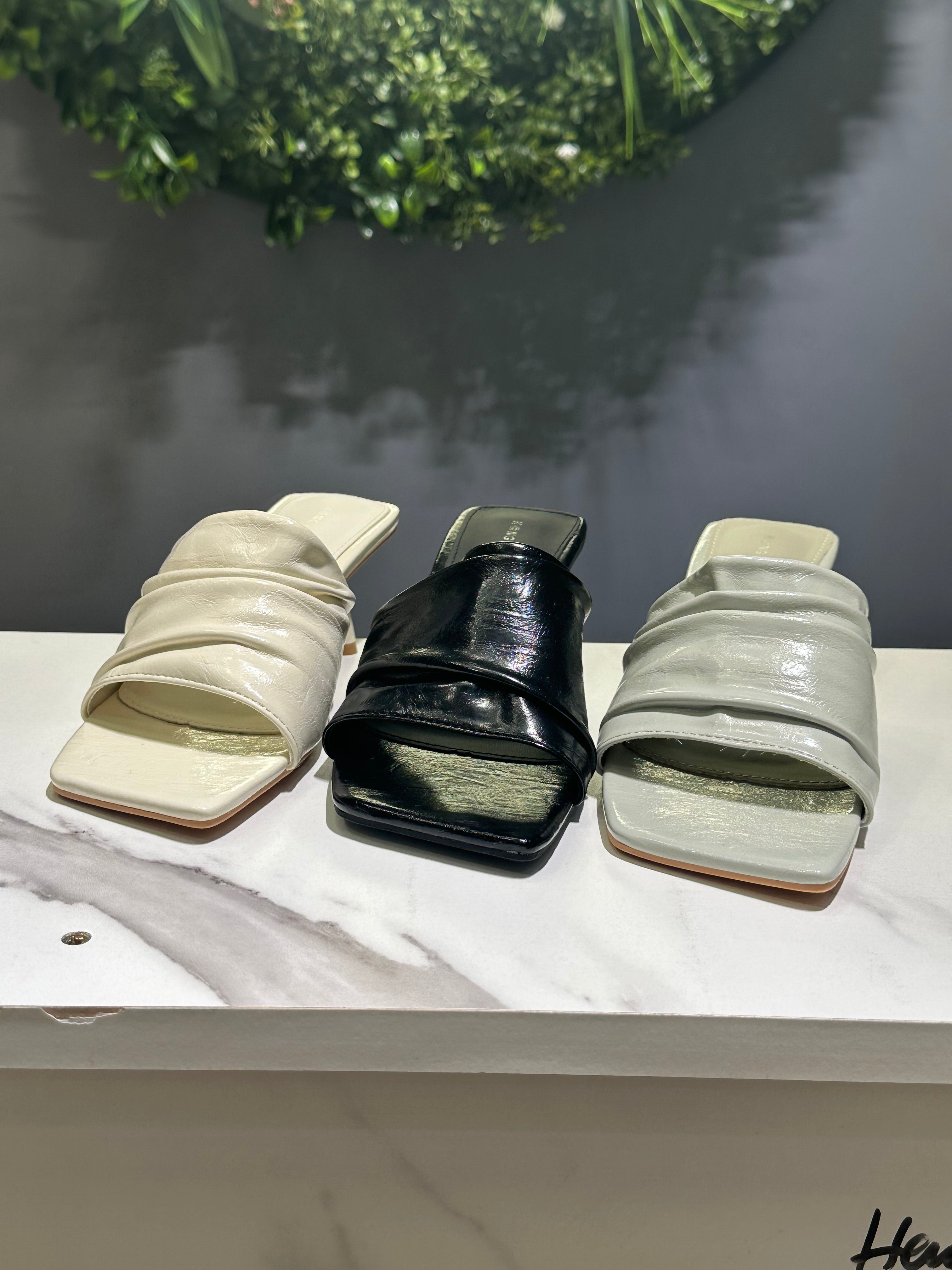 ZAZA Rhea – Ruched Block Heel Mules