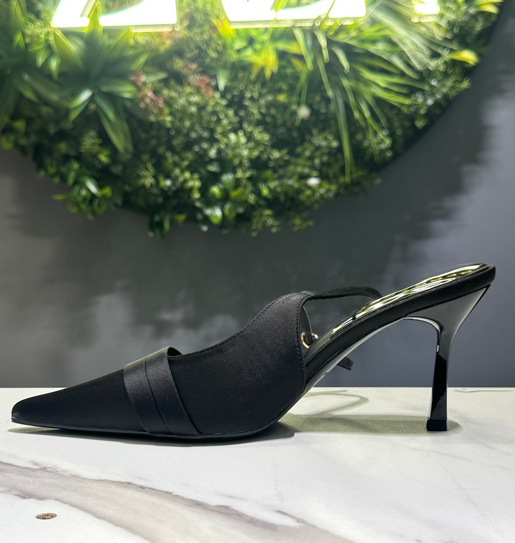 ZAZA Noirelle – Classic Pointed Mule Heels