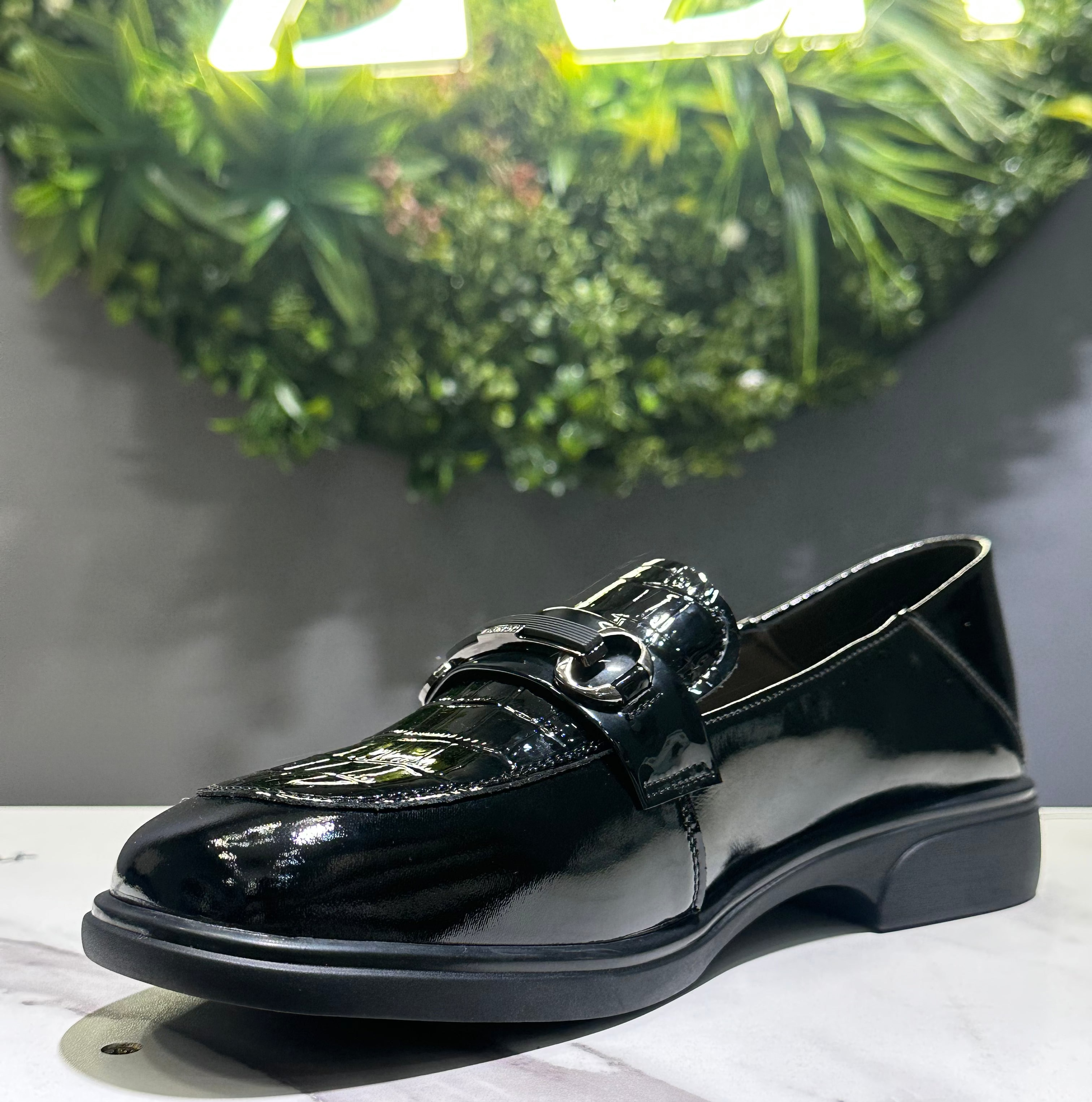 ZAZA Arden – Glossy Platform Loafers