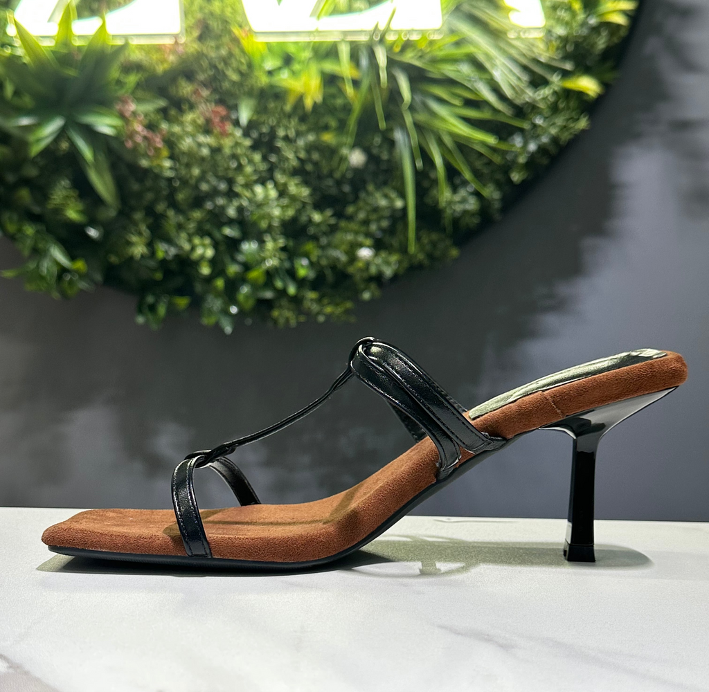 ZAZA Elira – Slim Strap Mule Heels