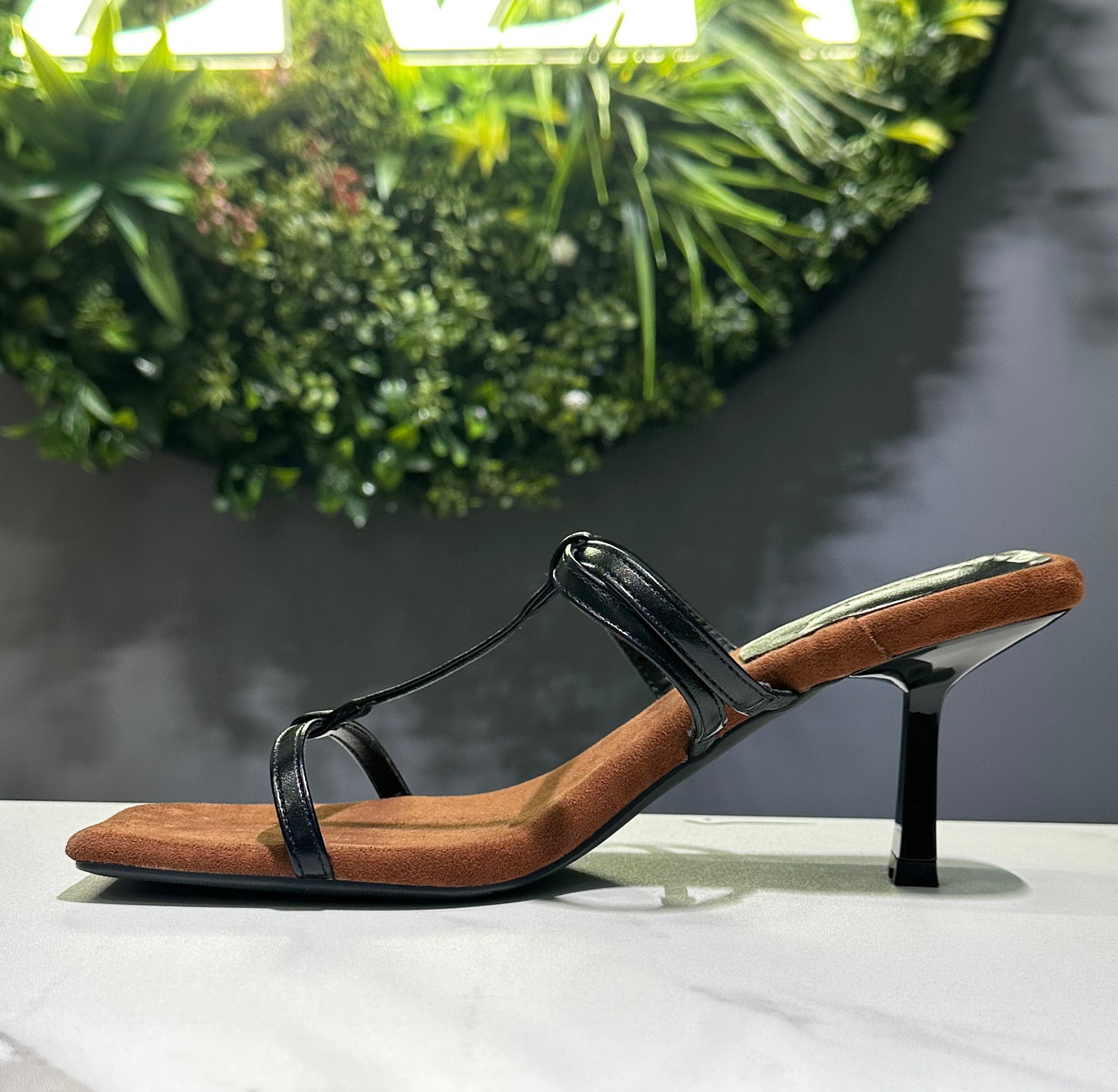 ZAZA Elira – Slim Strap Mule Heels