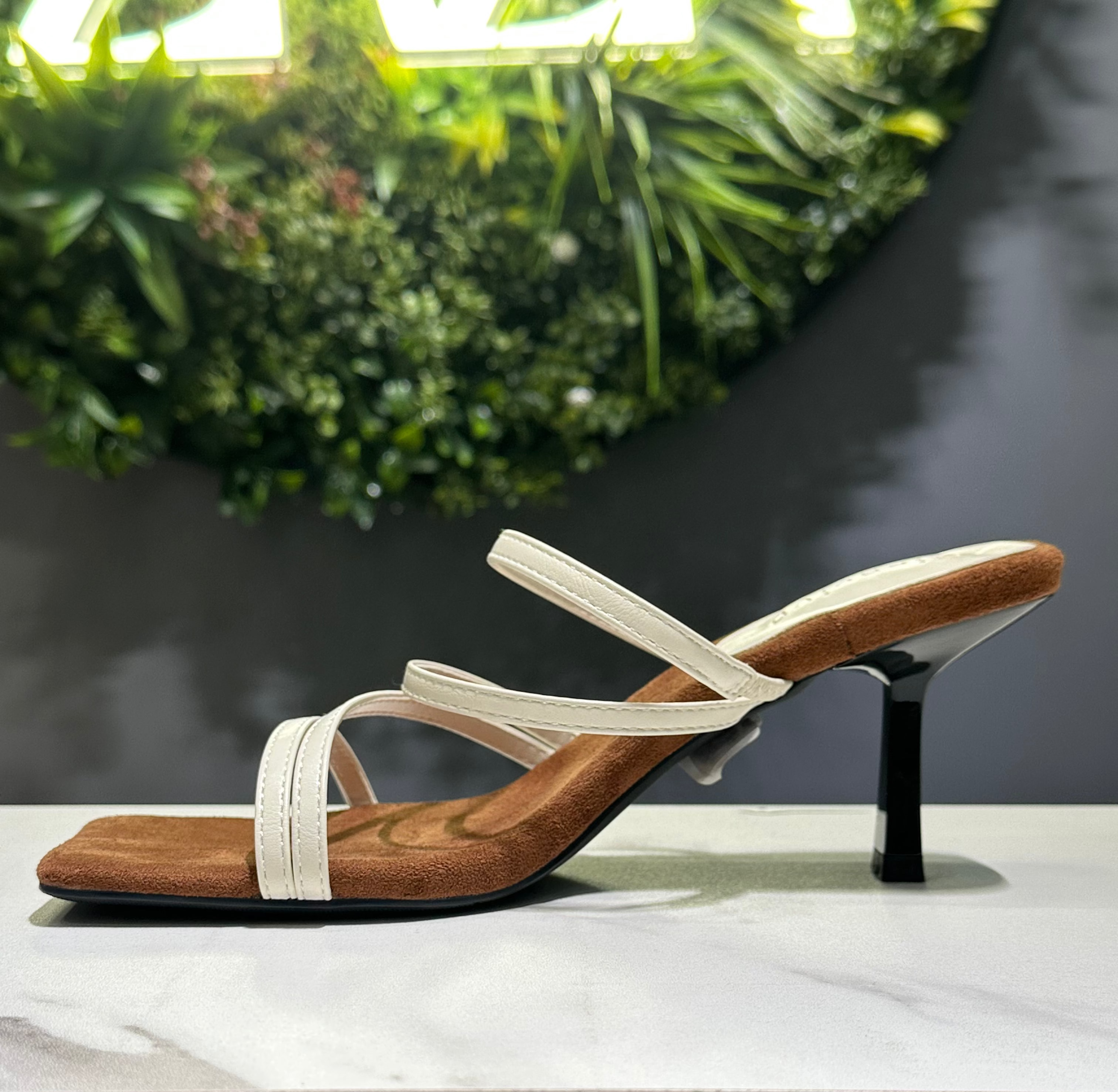 ZAZA Liora – Minimal Strap Mule Heels