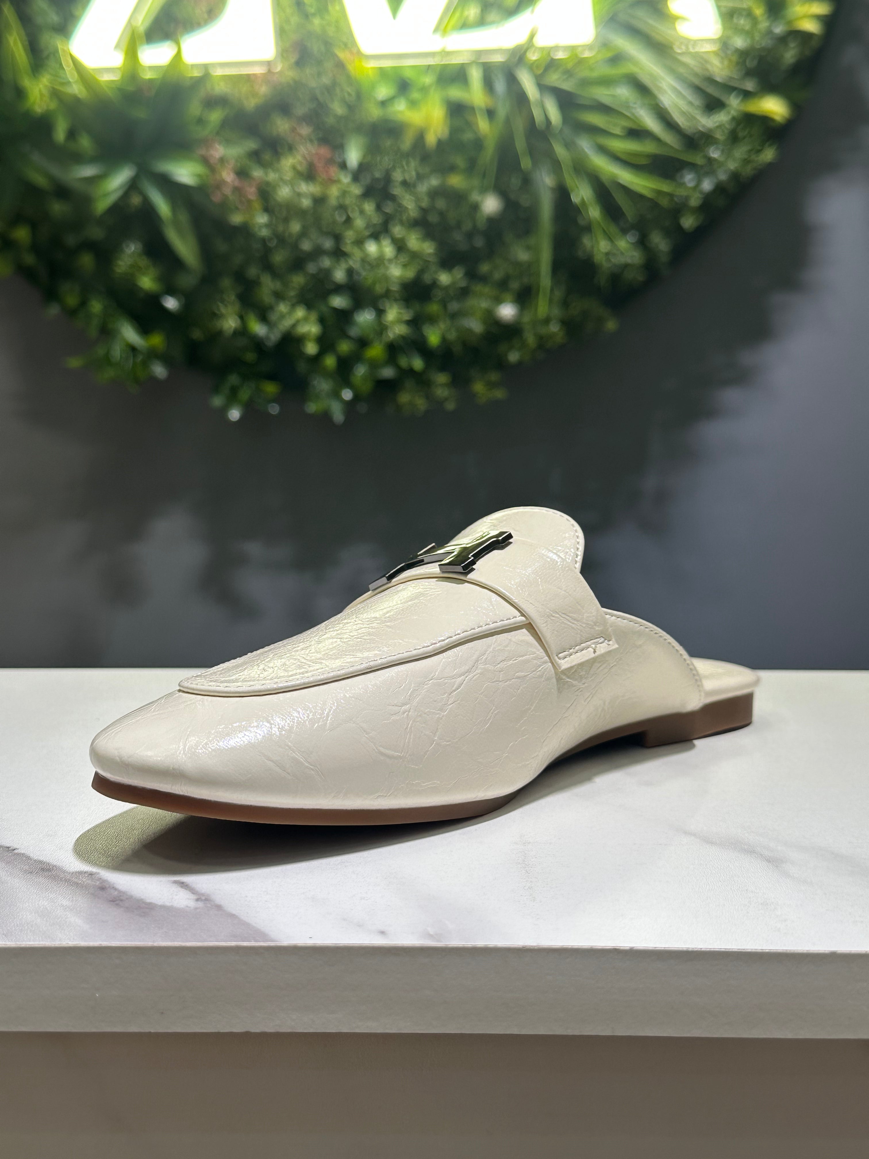 ZAZA Amara Luxe Mule – Women’s Flat Slip-On