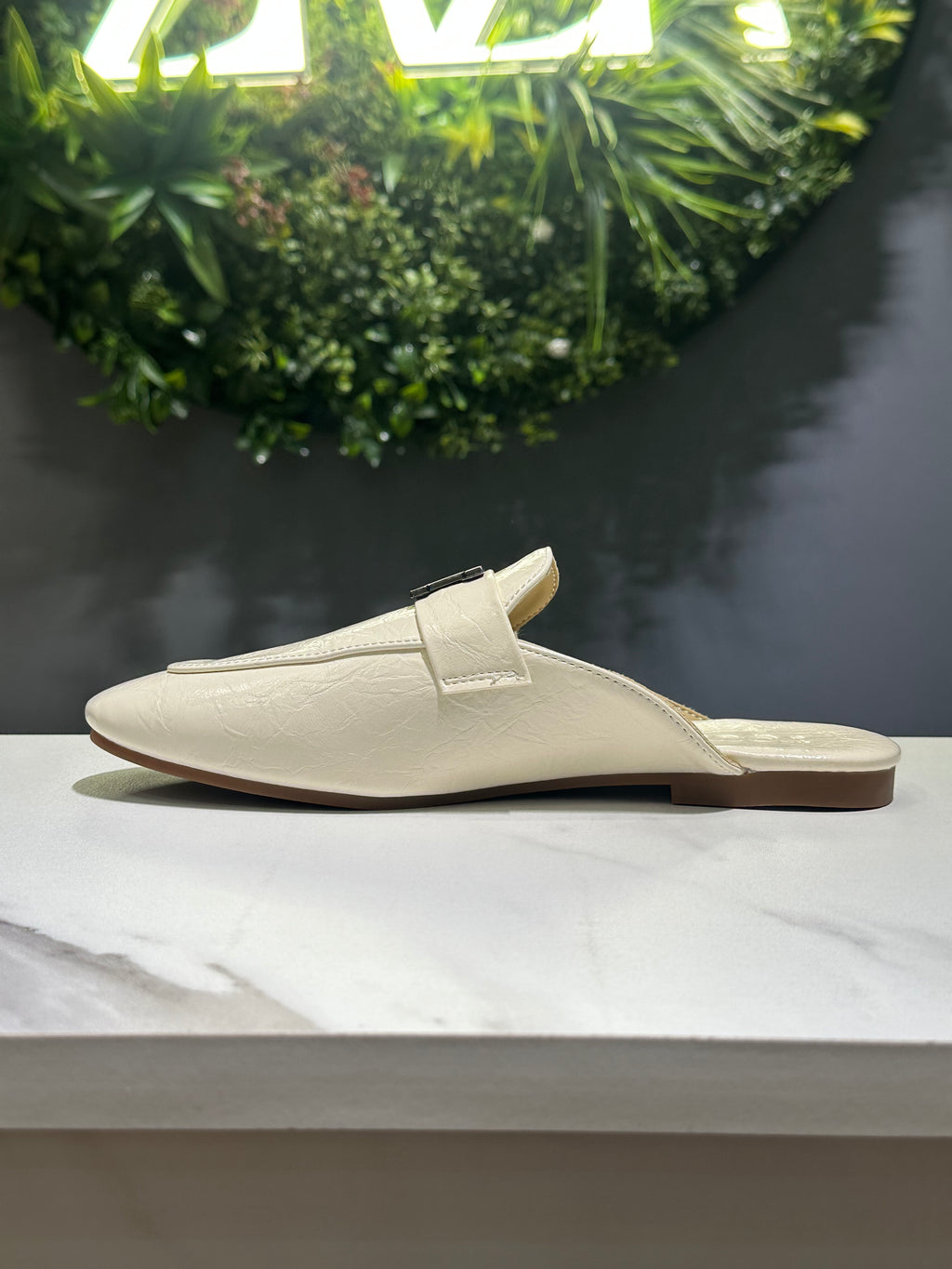 ZAZA Amara Luxe Mule – Women’s Flat Slip-On