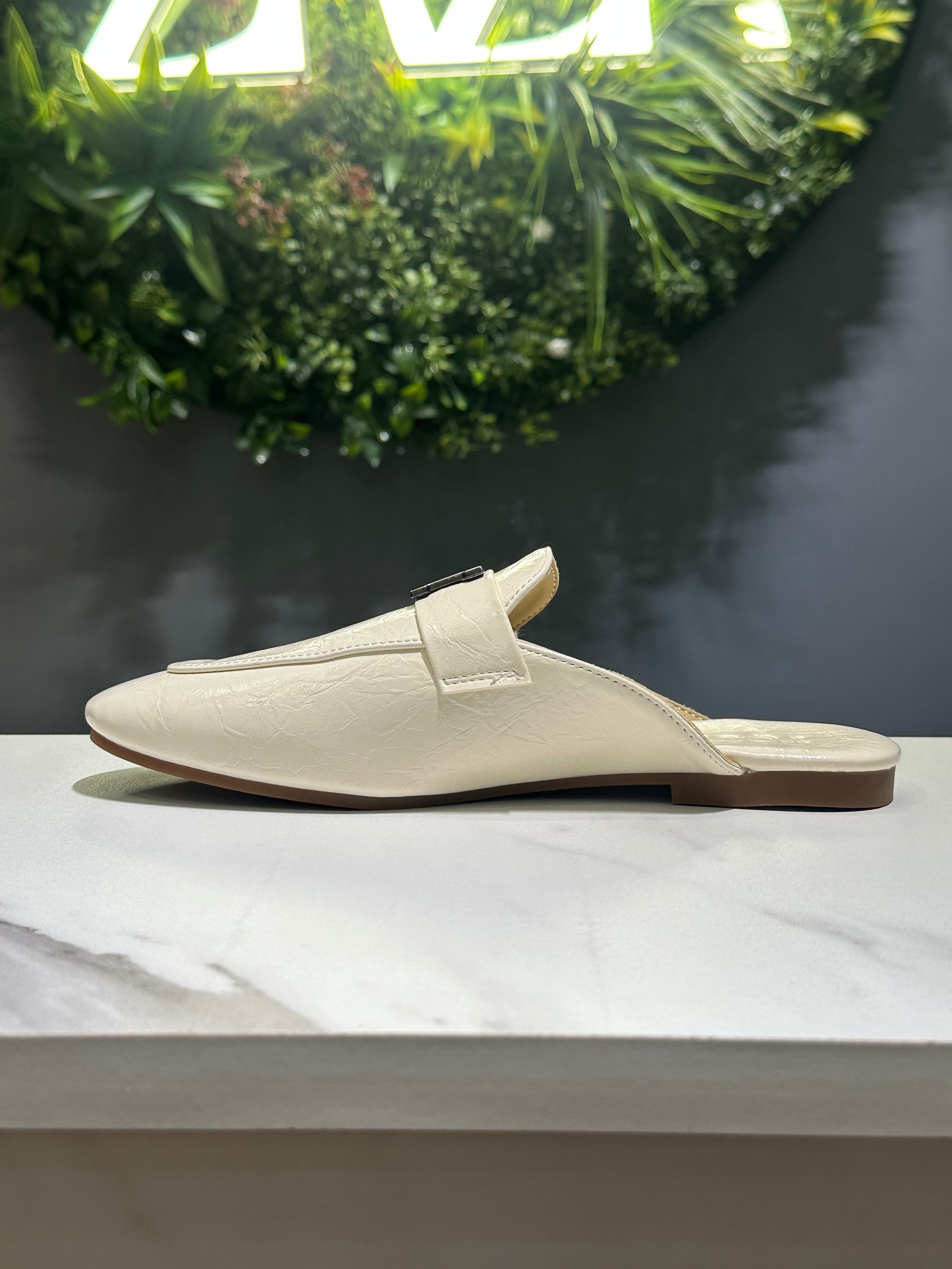ZAZA Amara Luxe Mule – Women’s Flat Slip-On