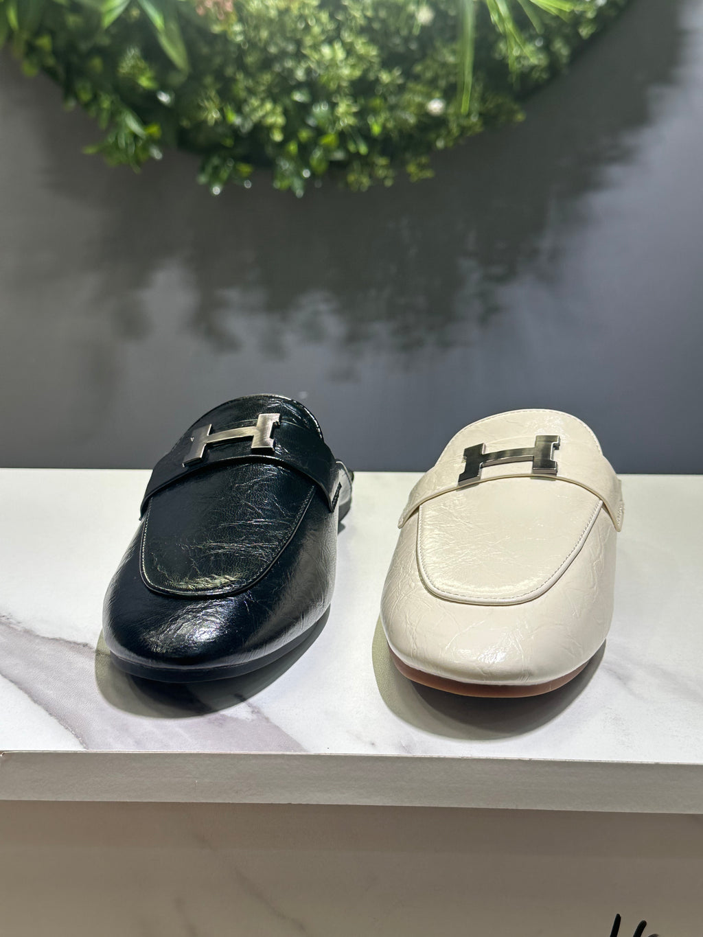 ZAZA Amara Luxe Mule – Women’s Flat Slip-On