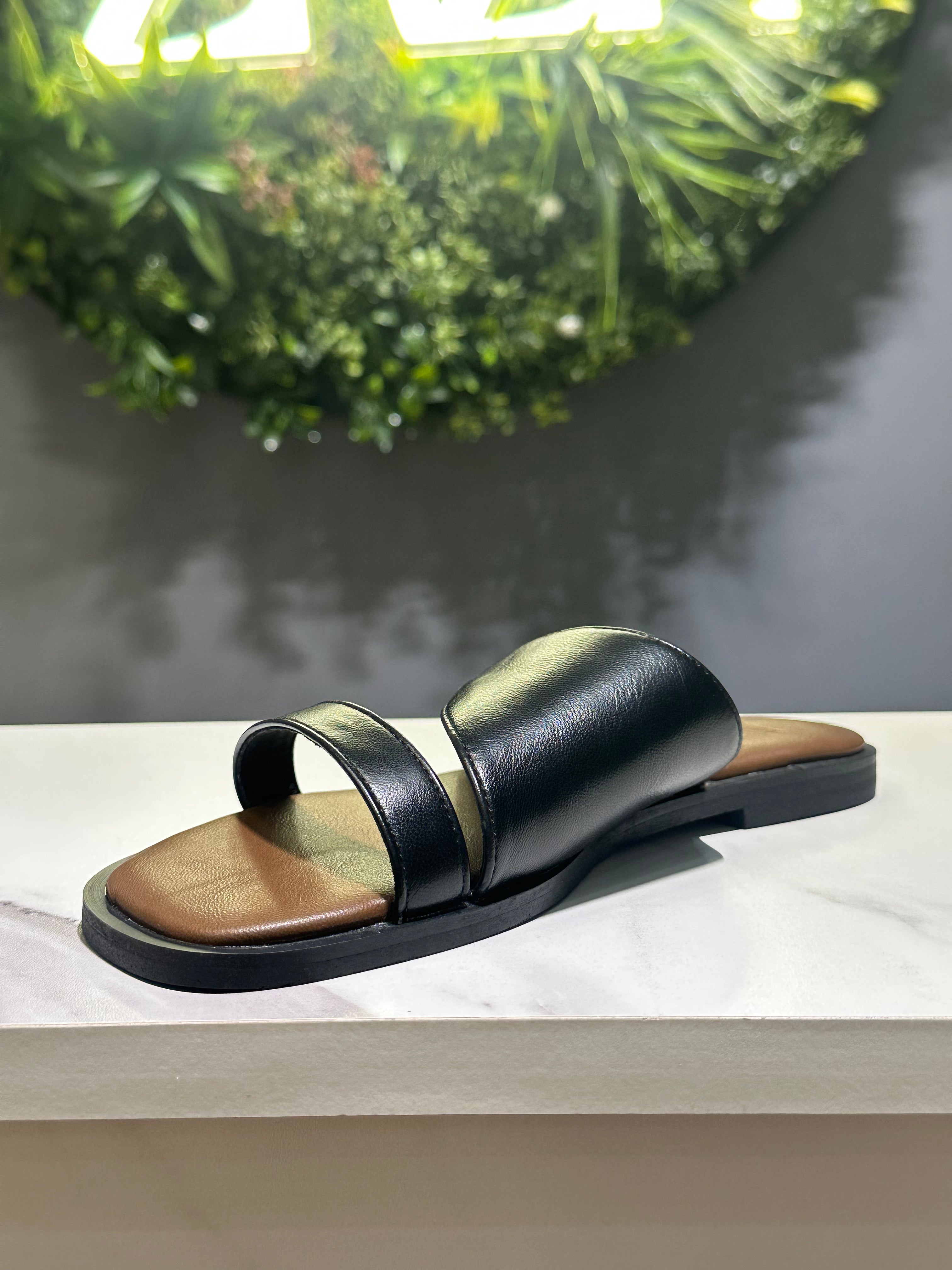 ZAZA Naya Minimal Leather Slide