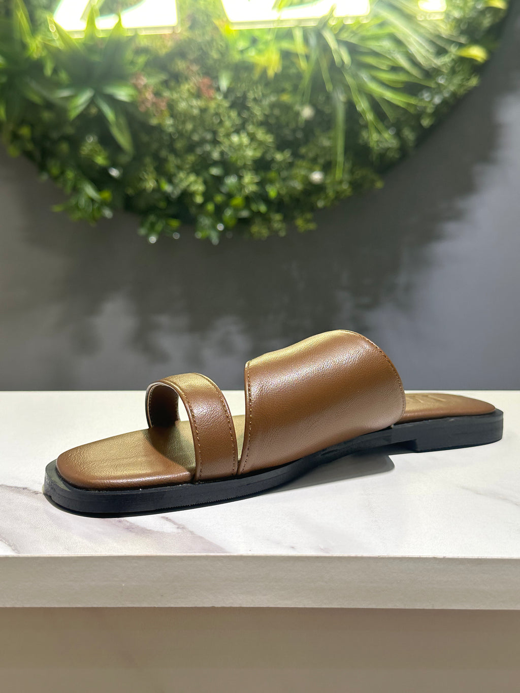 ZAZA Naya Minimal Leather Slide