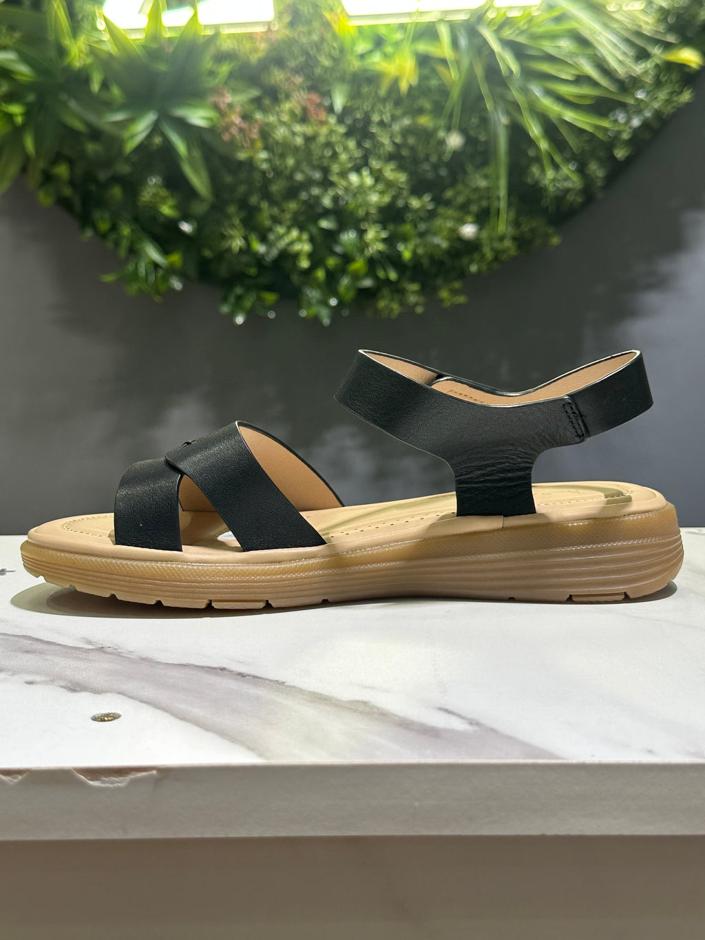 ZAZA Terra Comfort Sandal – Women’s Supportive Flat Sandal