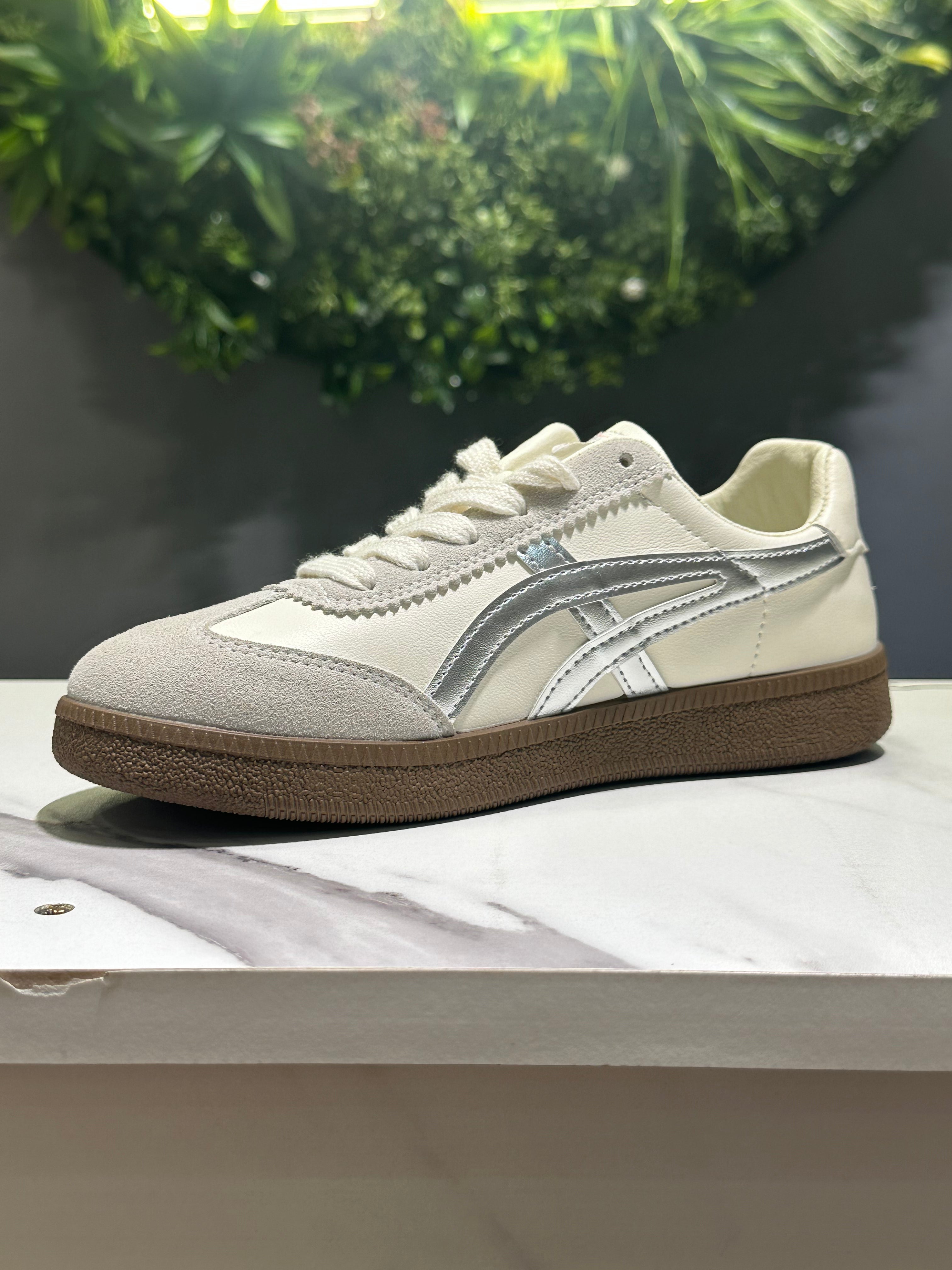 ZAZA Adela – Retro Stripe Court Sneakers