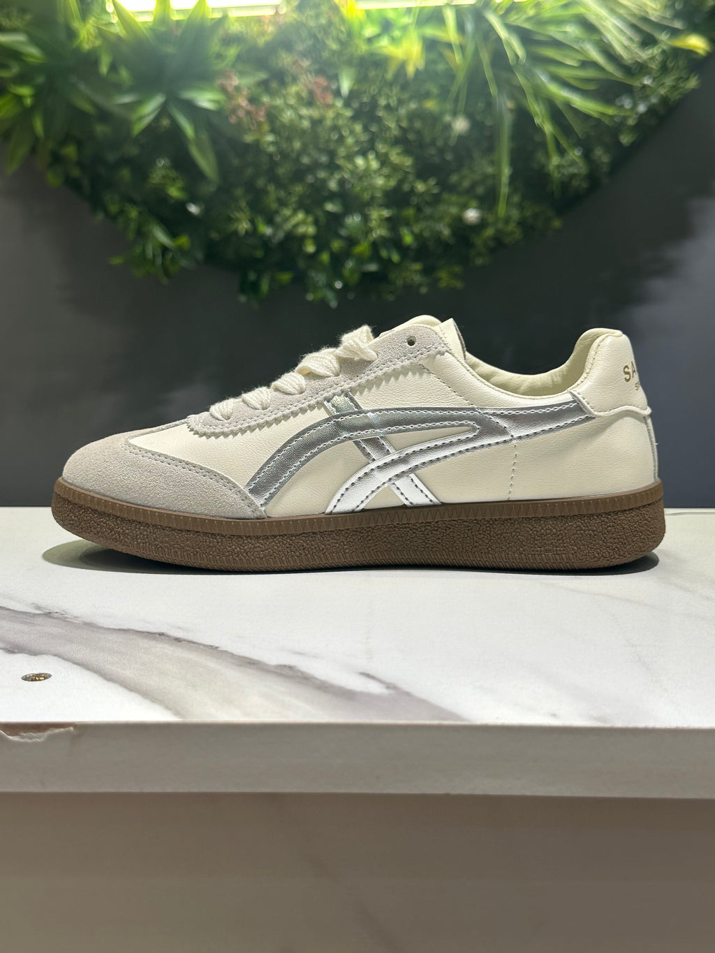 ZAZA Adela – Retro Stripe Court Sneakers