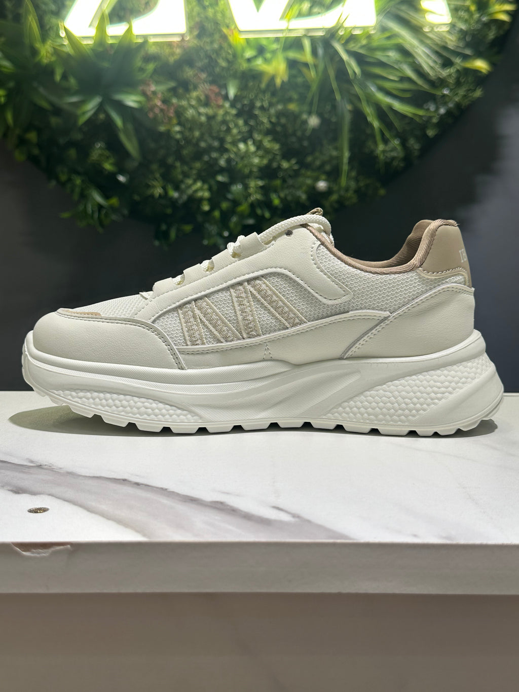 ZAZA Gloria – Textured Platform Sneakers