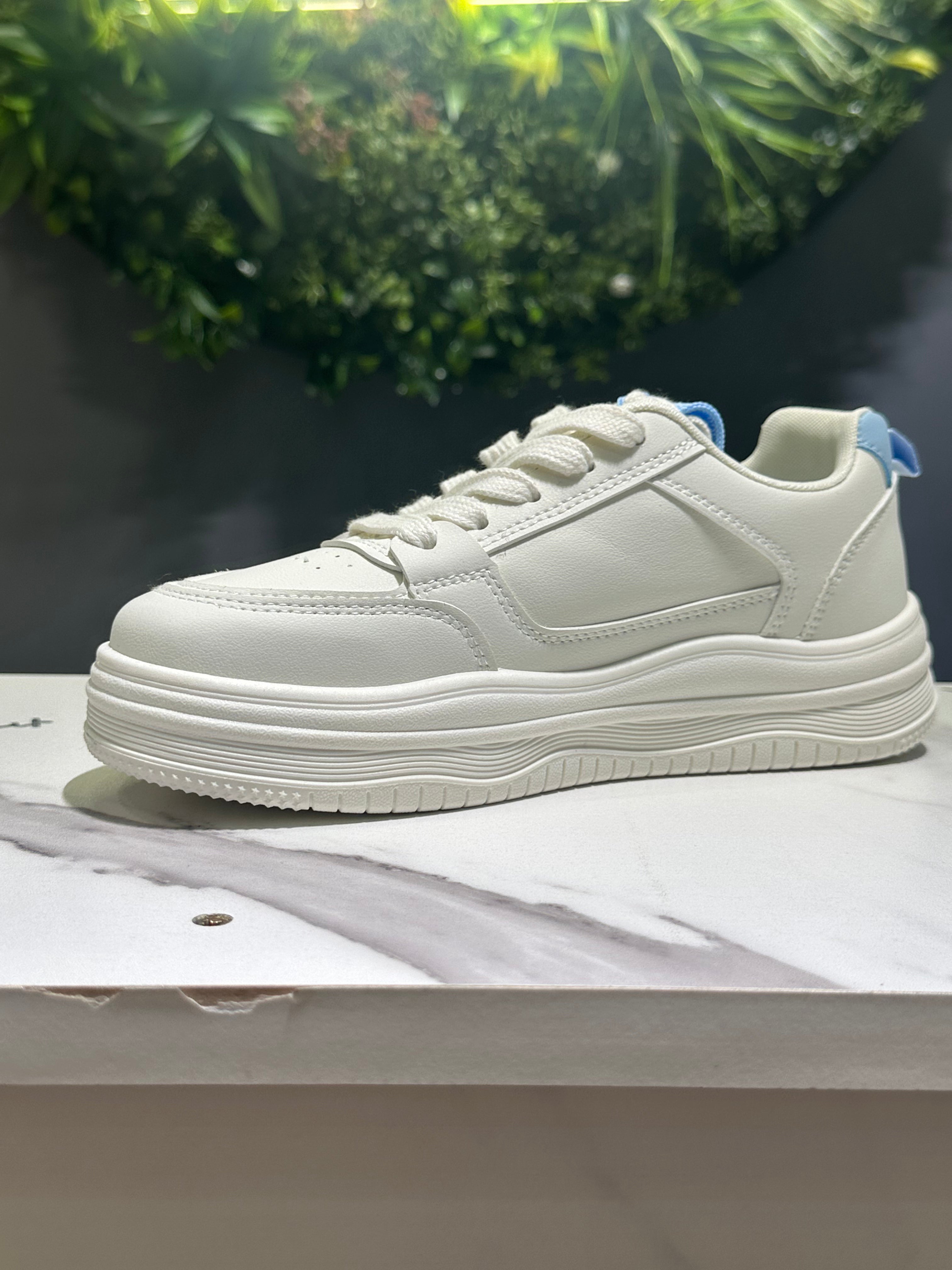ZAZA Sophia – Classic Platform Sneakers