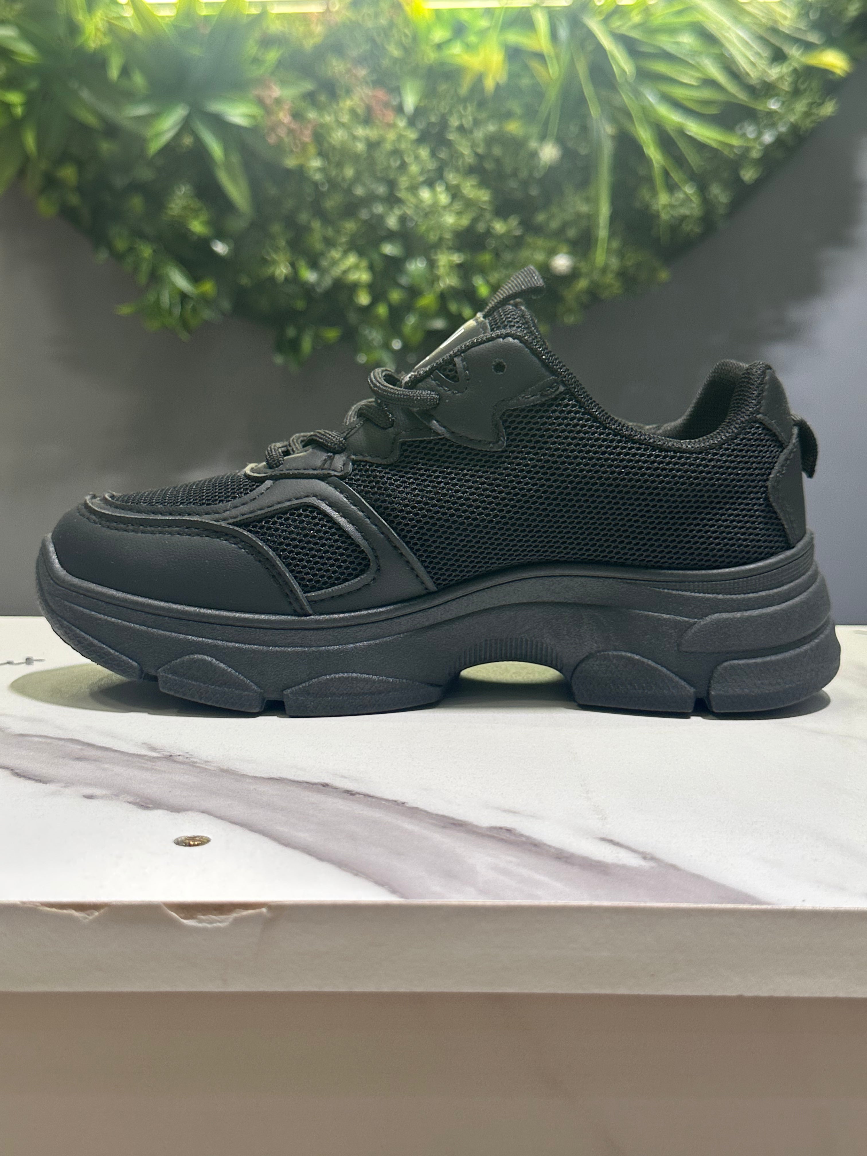 ZAZA Kate – Black Chunky Mesh Sneakers