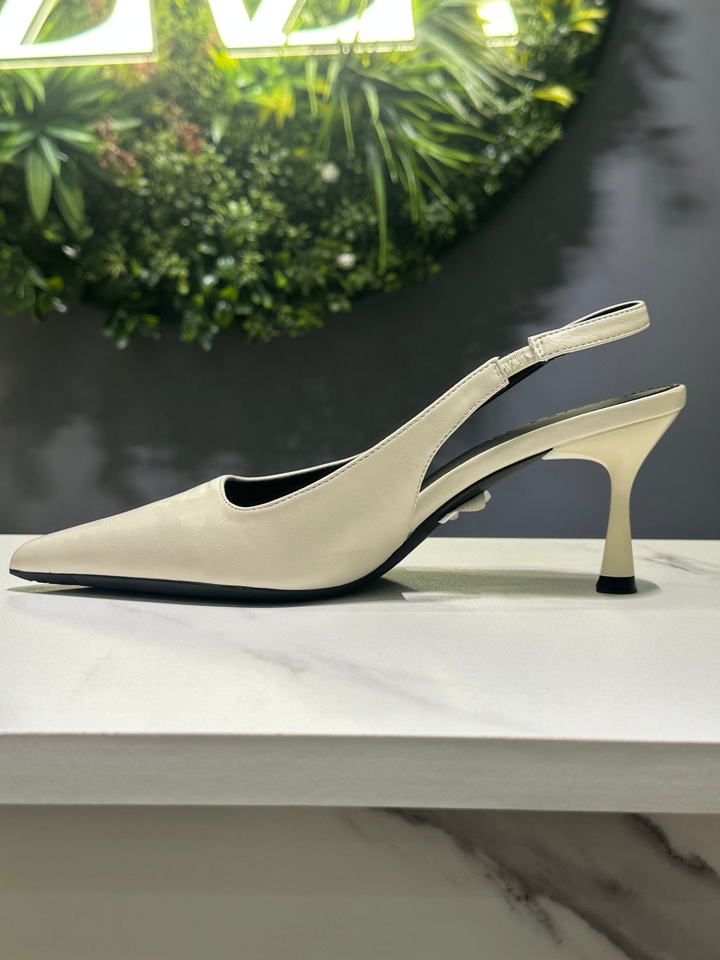 ZAZA Jane Pointed Slingback Heel