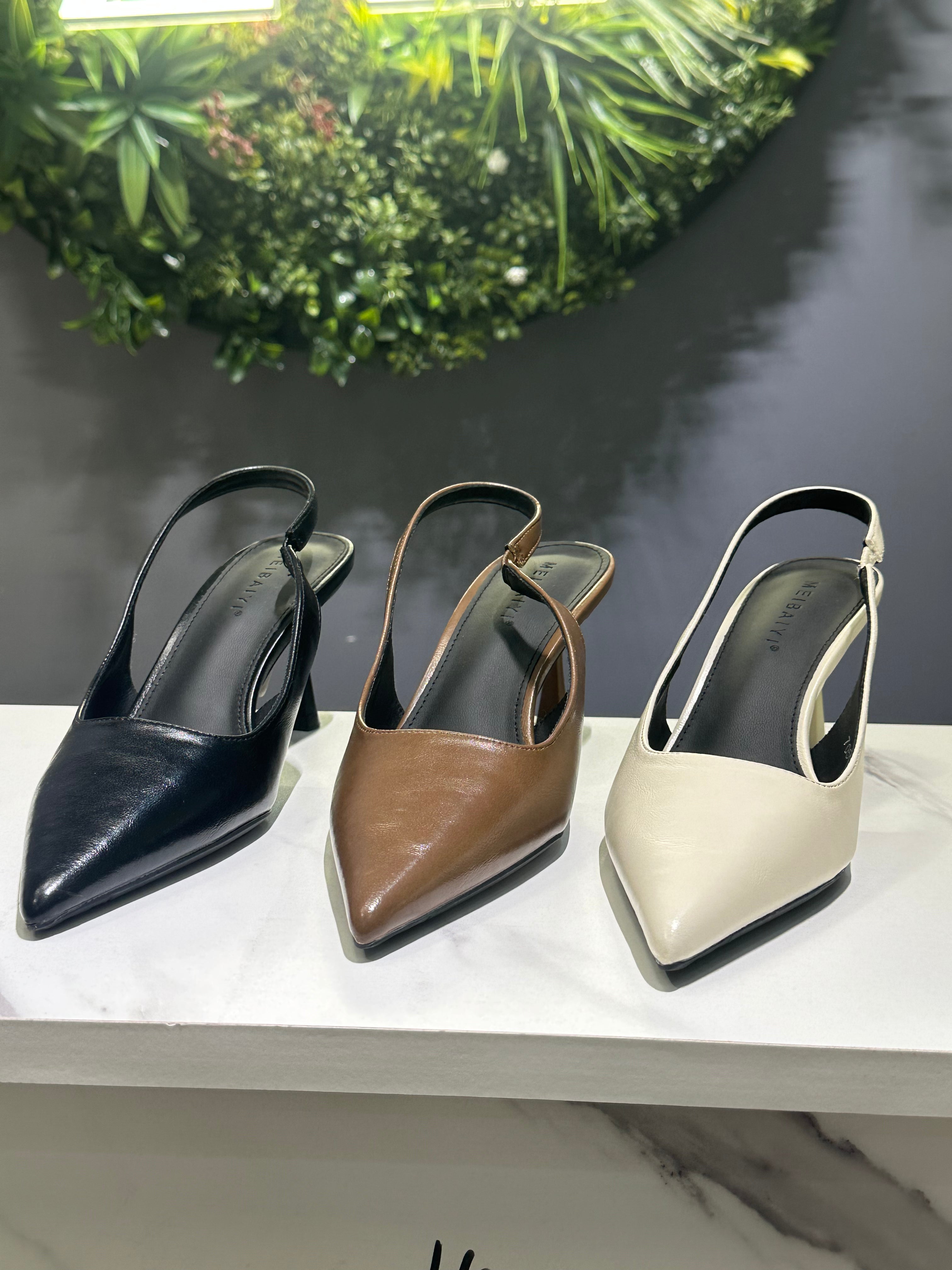 ZAZA Jane Pointed Slingback Heel