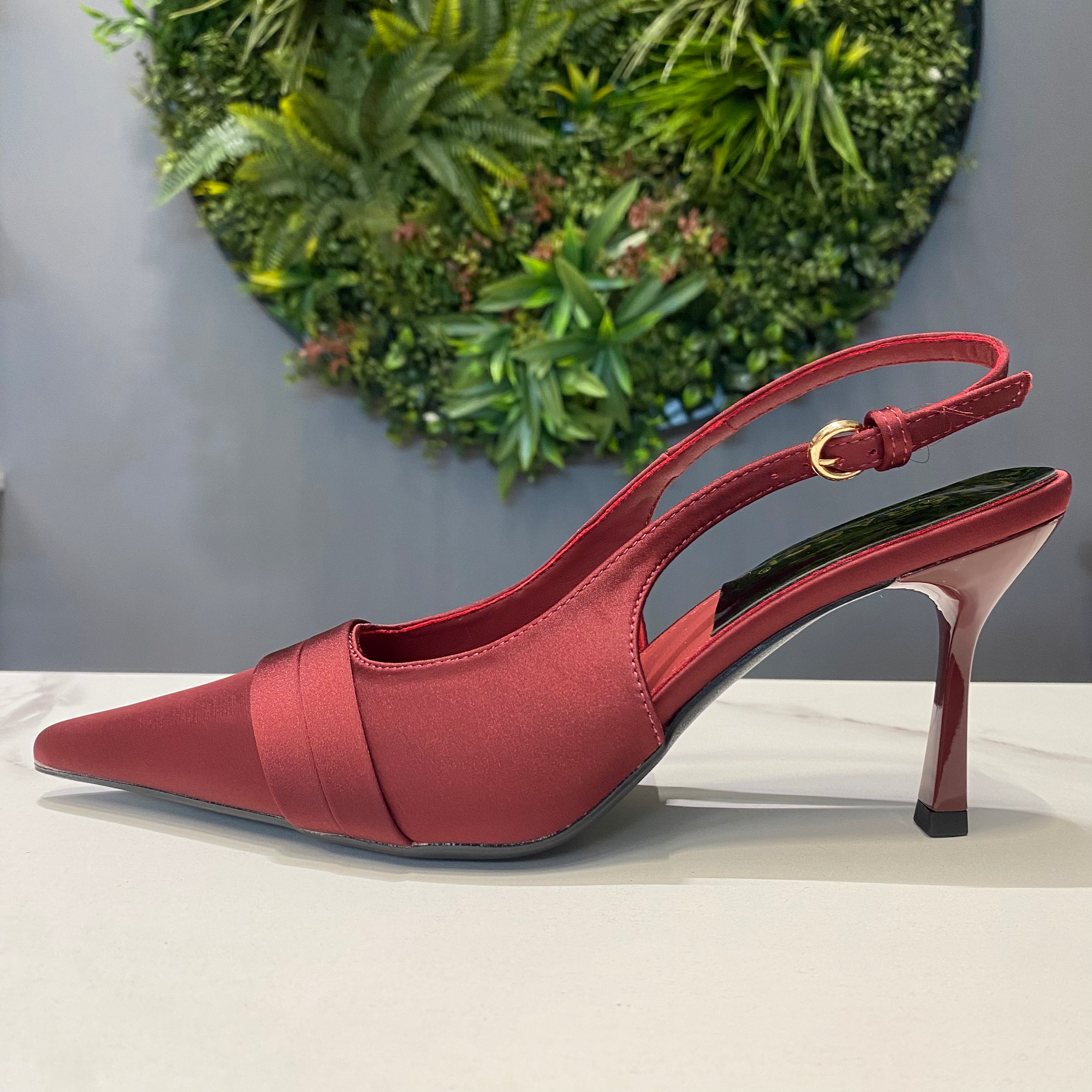 ZAZA Noirelle – Classic Pointed Mule Heels