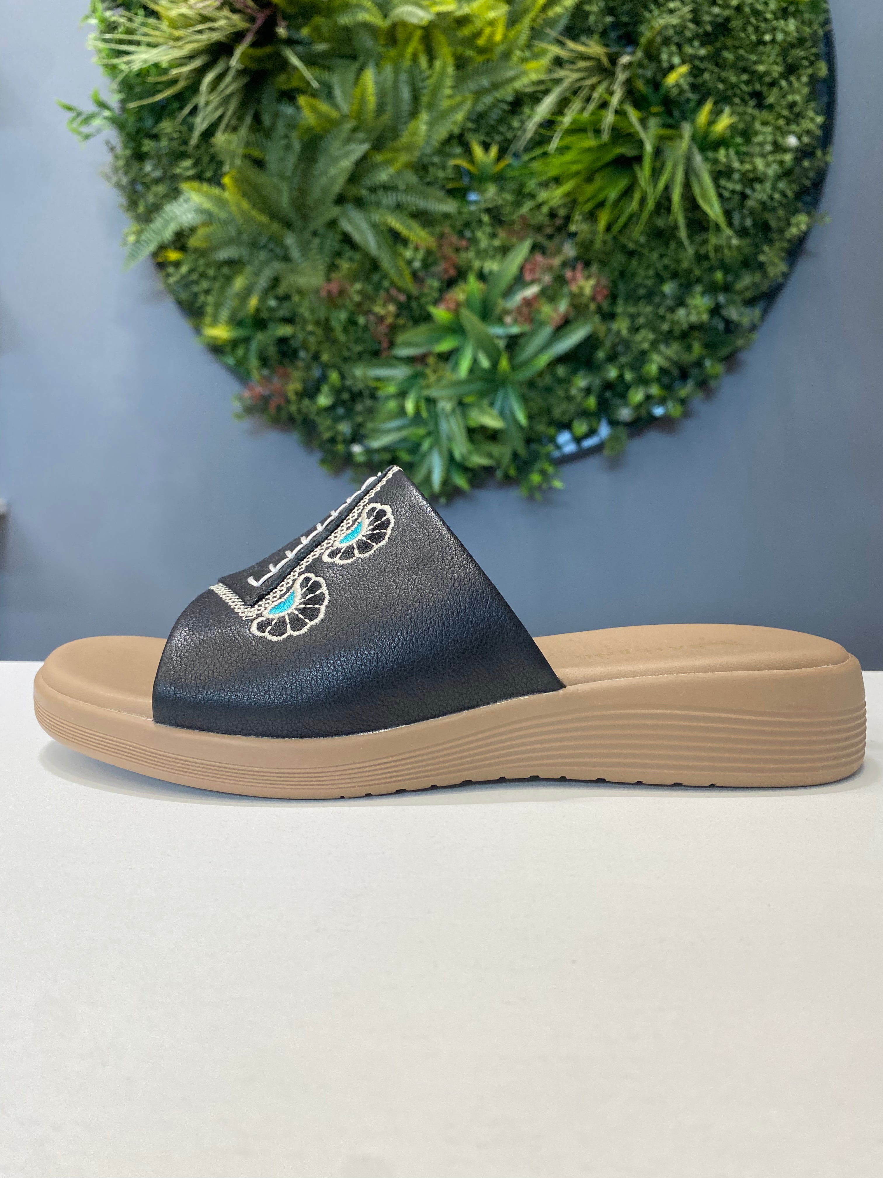 ZAZA CloudEase Slide – Women’s Comfort Platform Sandal