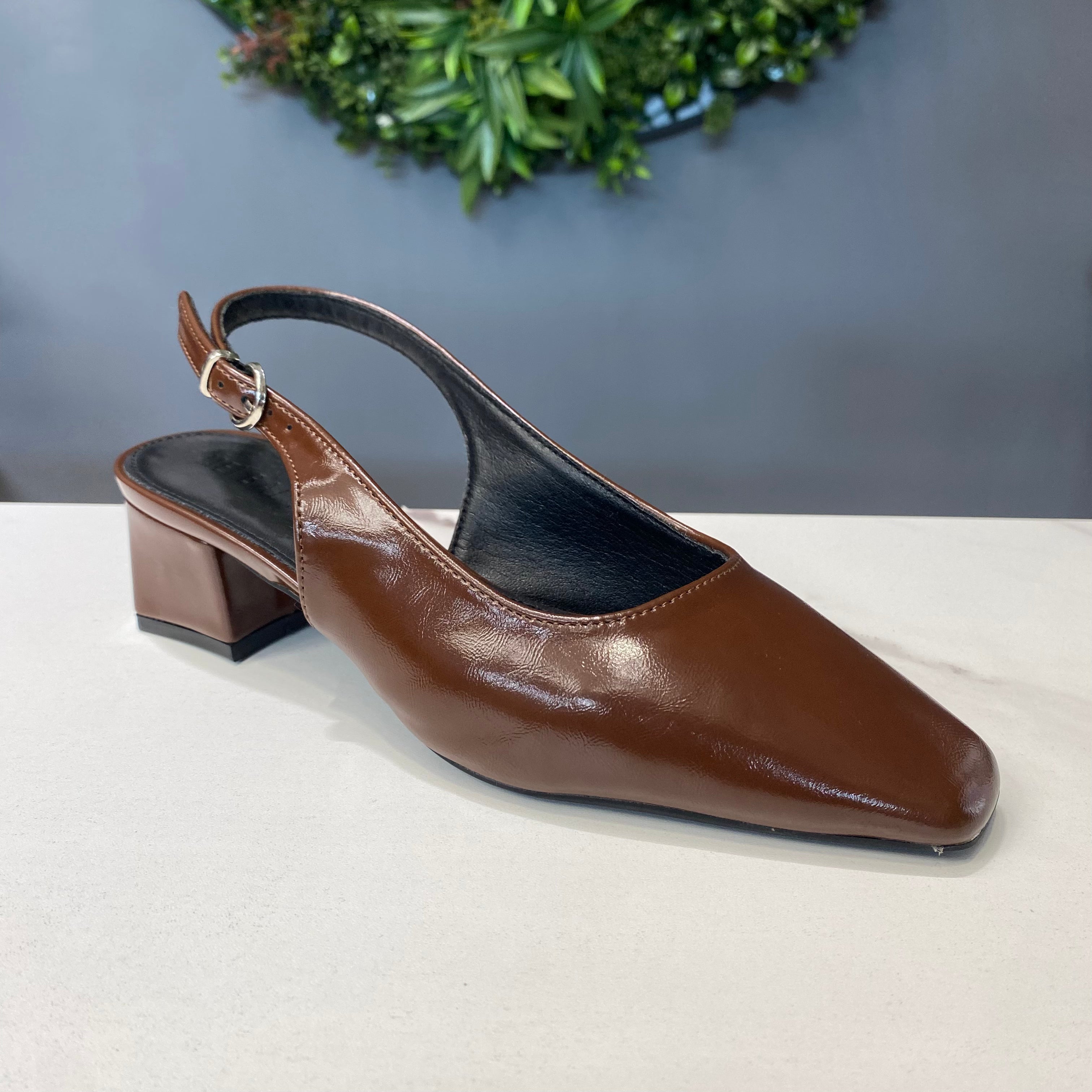 ZAZA Chloe – Classic Slingback Block Heels