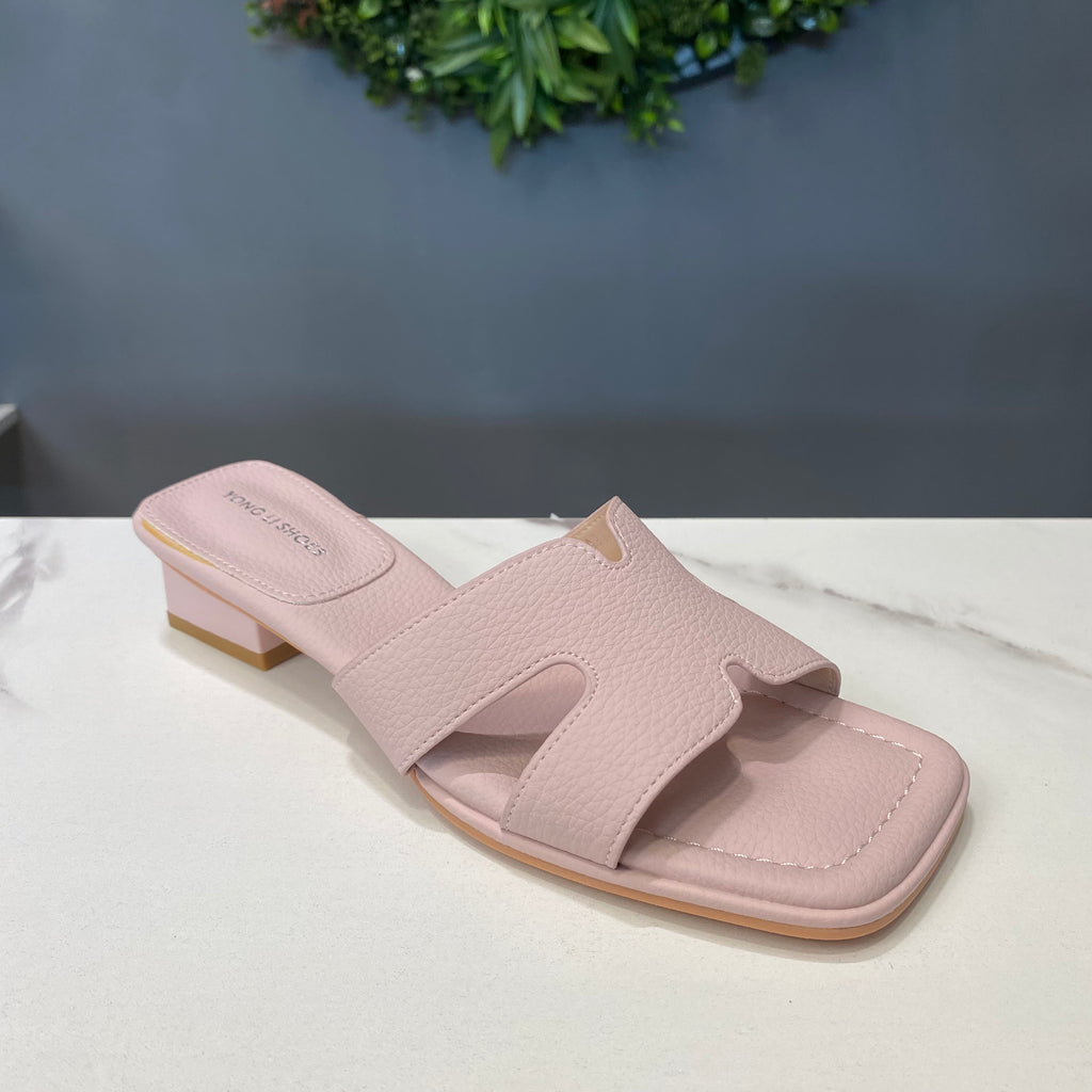 ZAZA Emily – Textured Cut-Out Block Heel Sandals