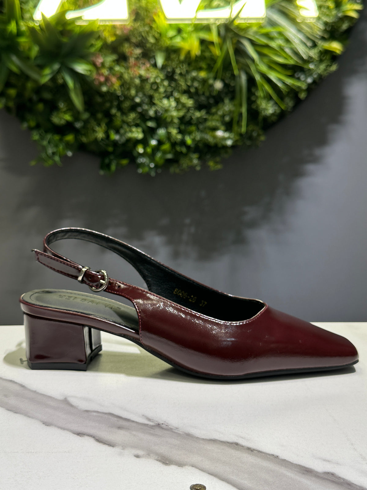 ZAZA Chloe – Classic Slingback Block Heels