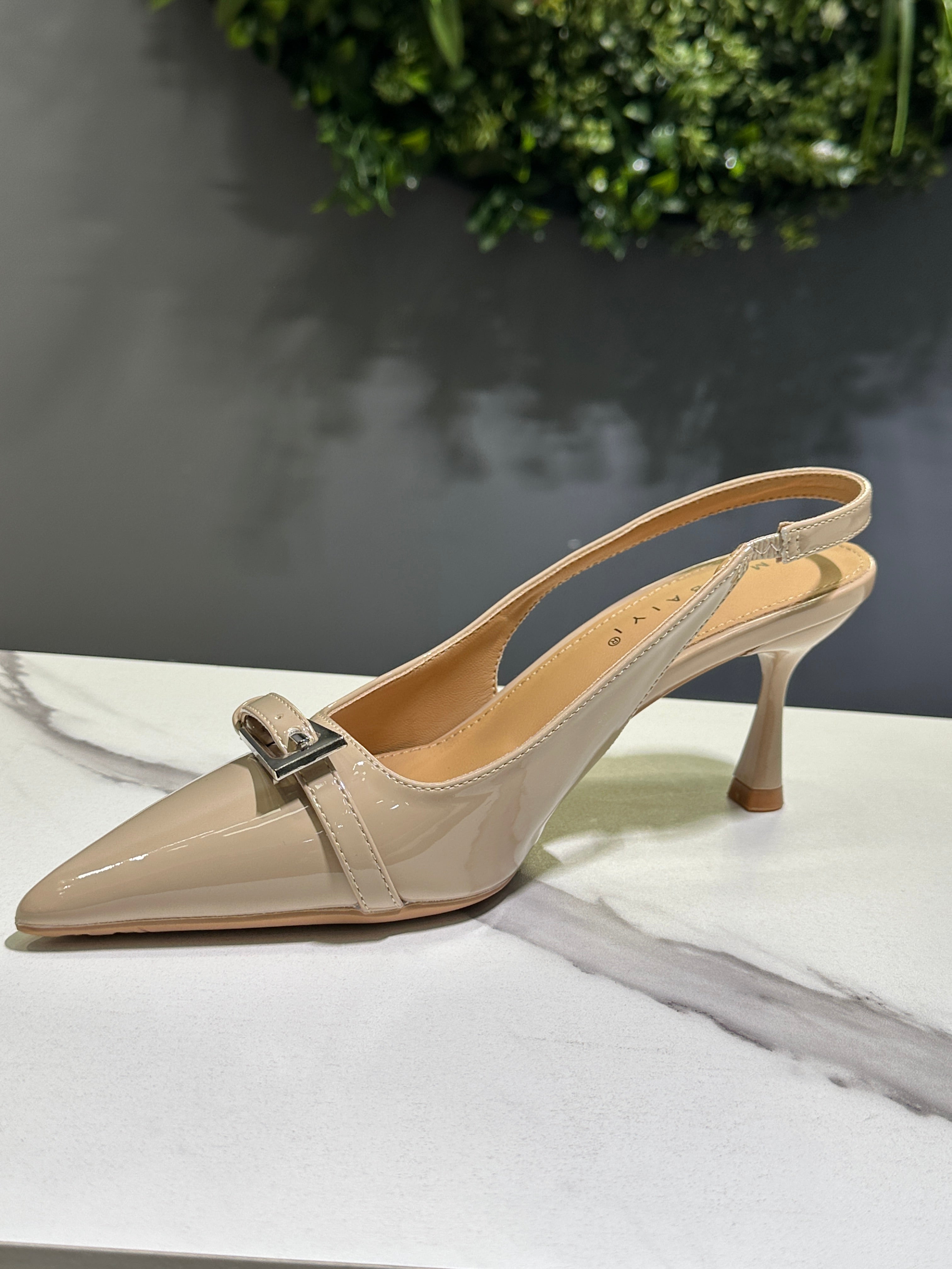 ZAZA Vivienne – Buckle Detail Slingback Heels