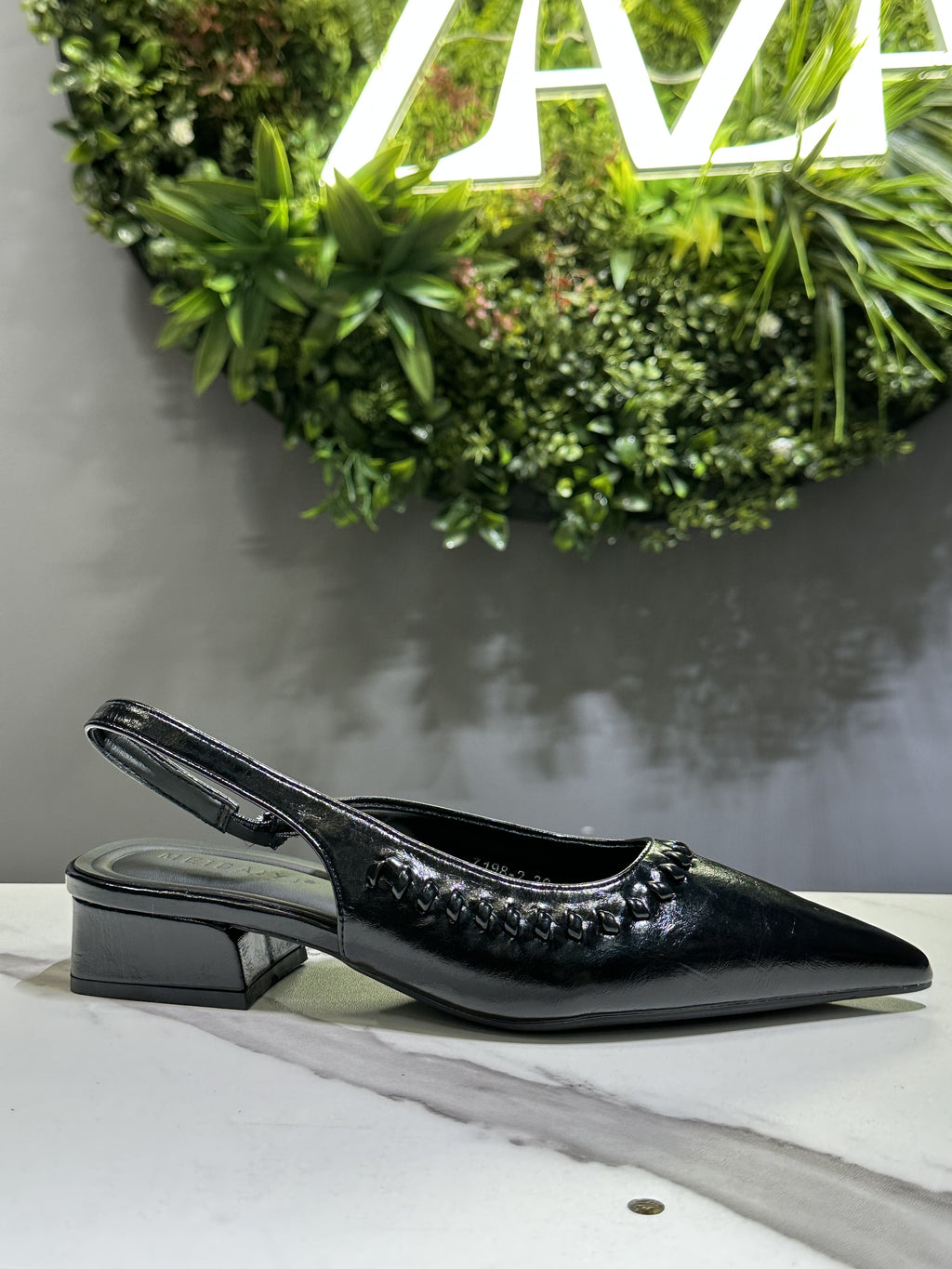 ZAZA Giselle – Elegant Slingback Pointed Heels